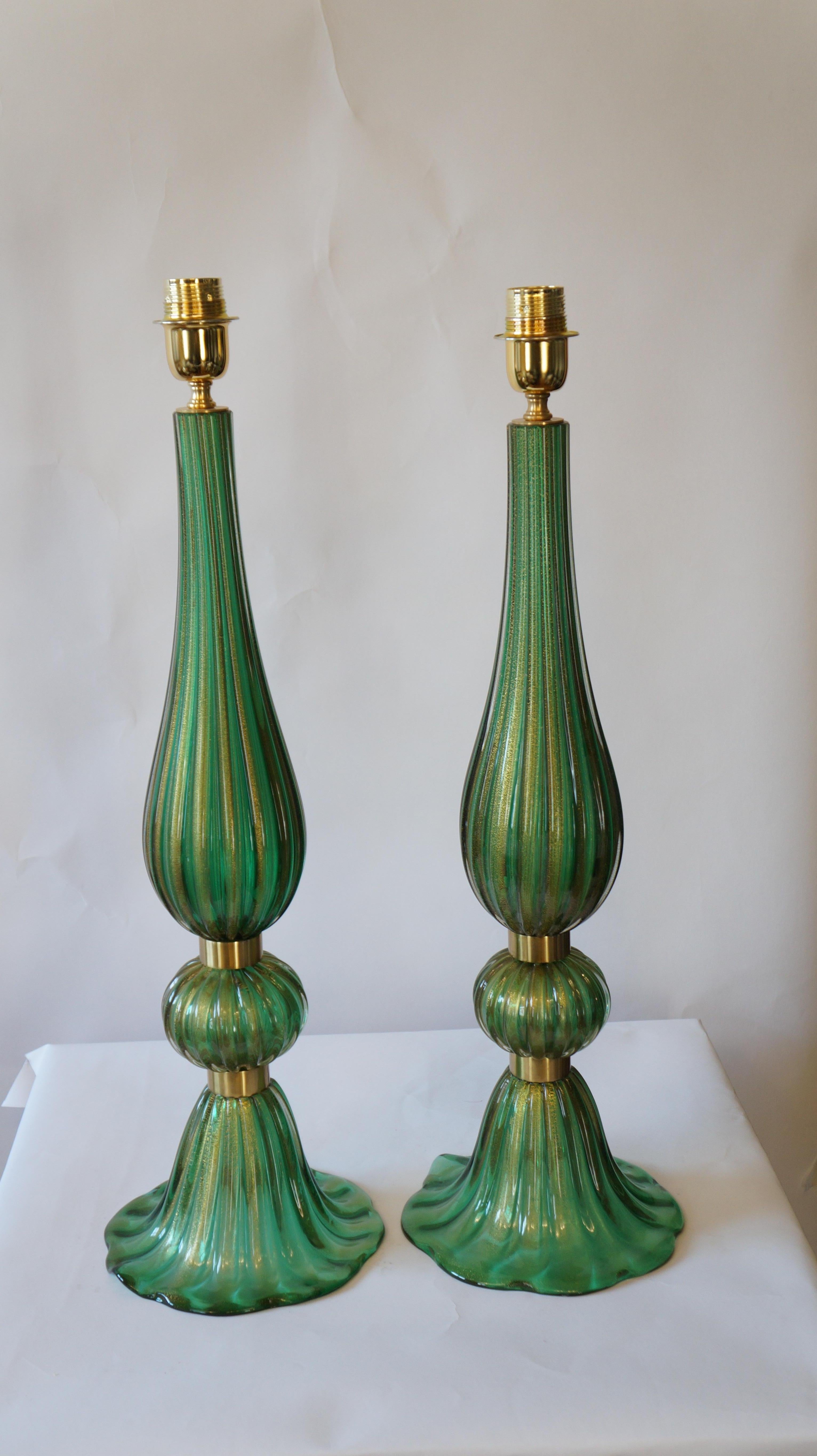 Hand-Crafted Toso Murano Mid-Century Modern Green Two Murano Glass Table Lamps Italian, 1987 For Sale