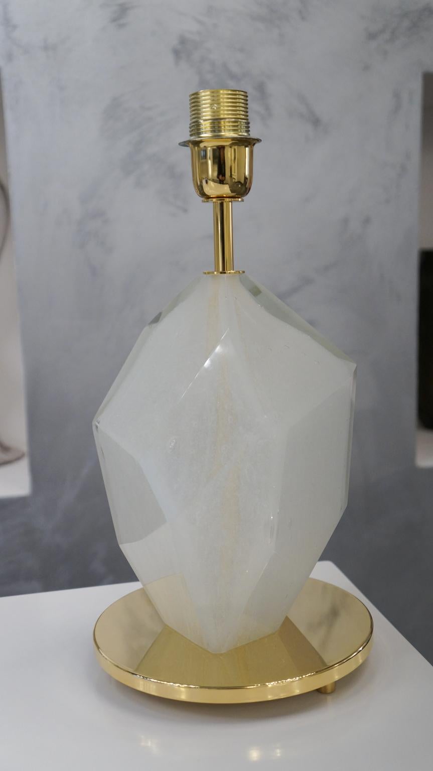 Toso Murano paire de lampes de bureau italiennes en verre vénitien blanc à facettes massives, 1990 en vente 5