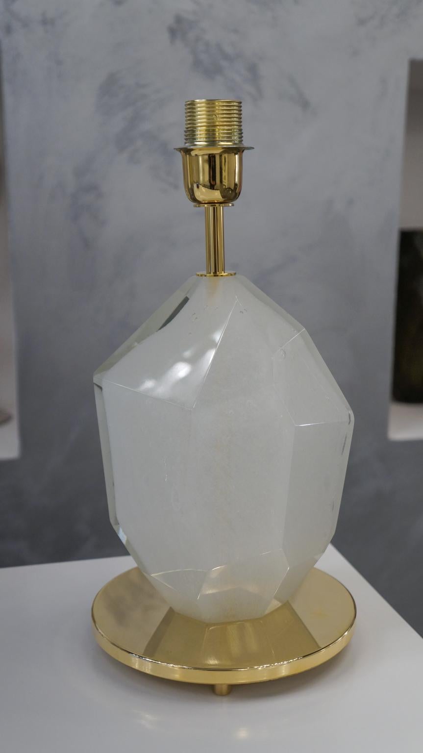 Toso Murano paire de lampes de bureau italiennes en verre vénitien blanc à facettes massives, 1990 en vente 3