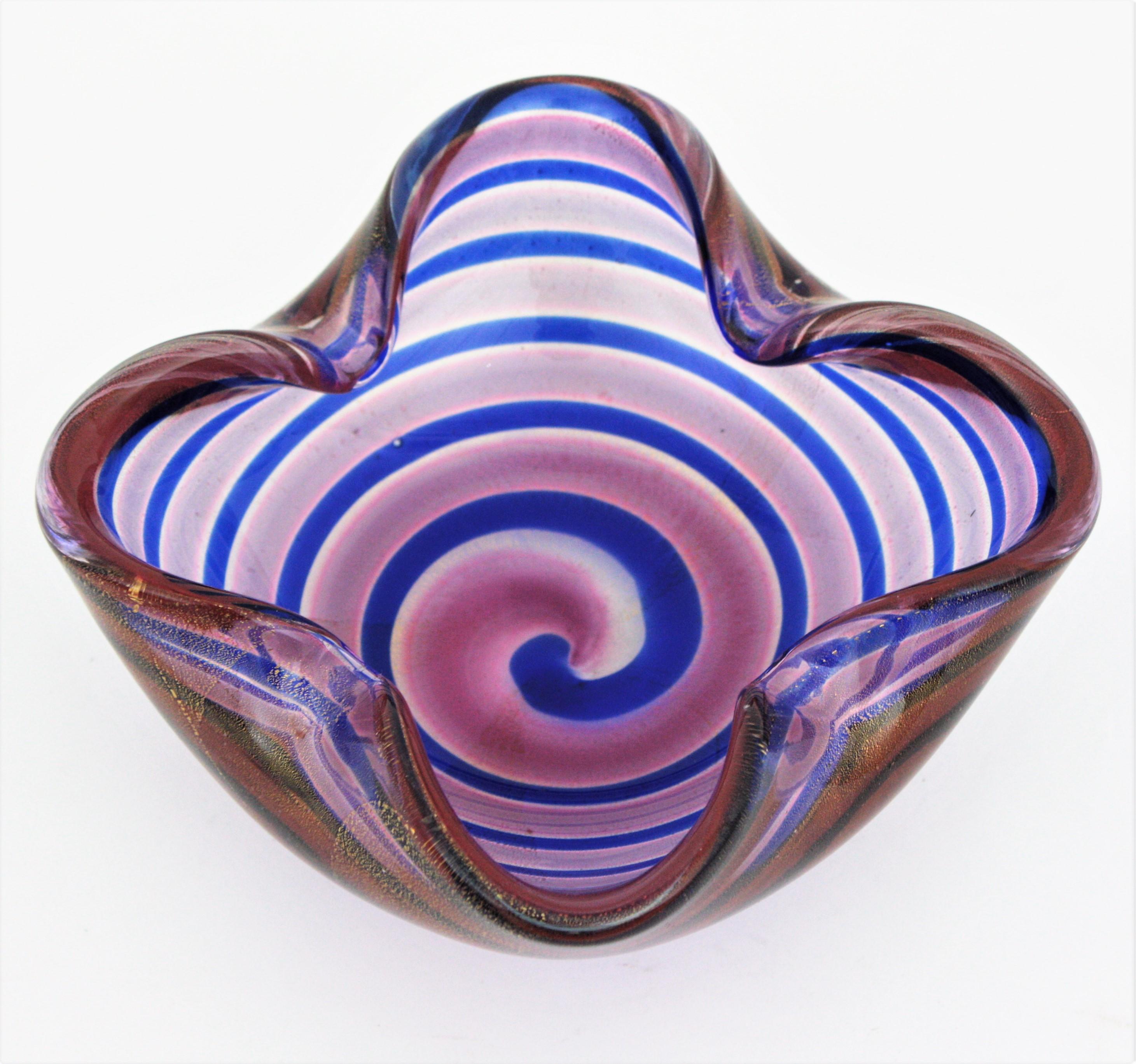 Fratelli Toso Murano Gold Flecks Swirl Pink Blue Art Glass Bowl / Ashtray, 1950s For Sale 3