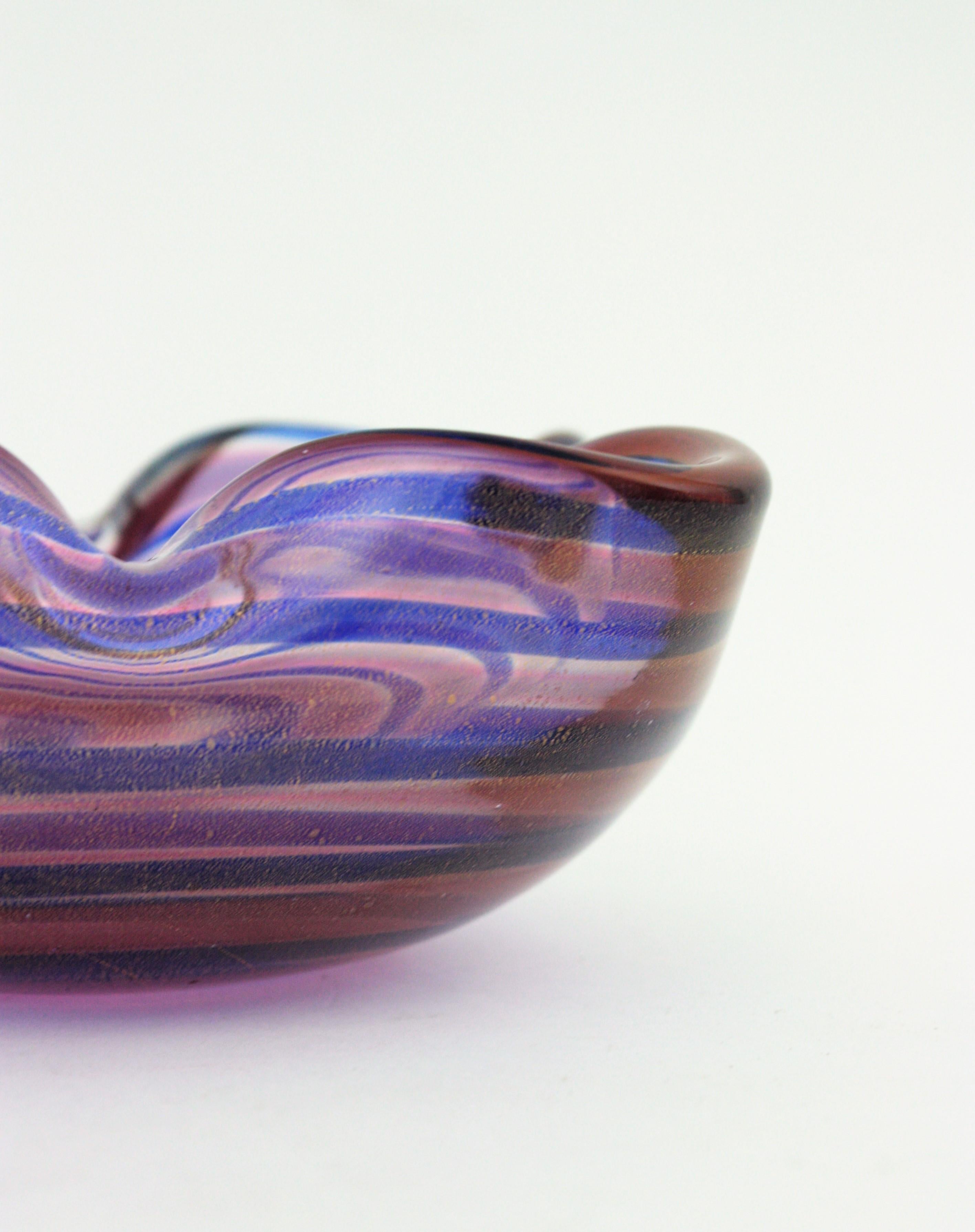 Fratelli Toso Murano Gold Flecks Swirl Pink Blue Art Glass Bowl / Ashtray, 1950s For Sale 6