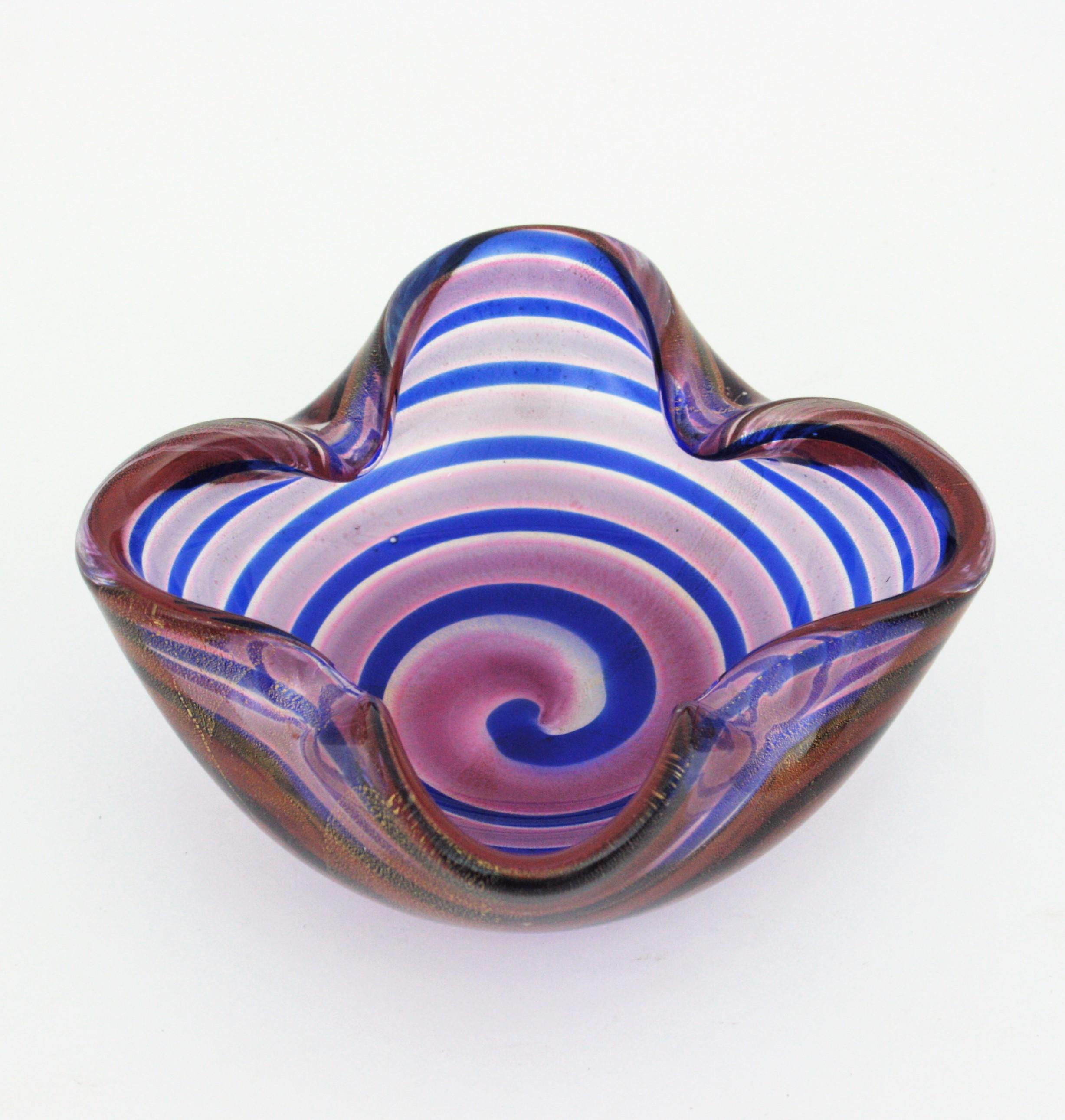 Fratelli Toso Murano Gold Flecks Swirl Pink Blue Art Glass Bowl / Ashtray, 1950s For Sale 6