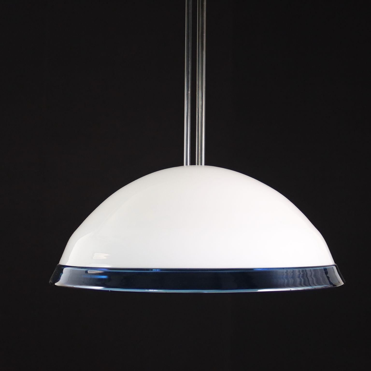 Lampada d'epoca Toso in metallo Italia anni '80 In condizioni buone in vendita a Milano, IT