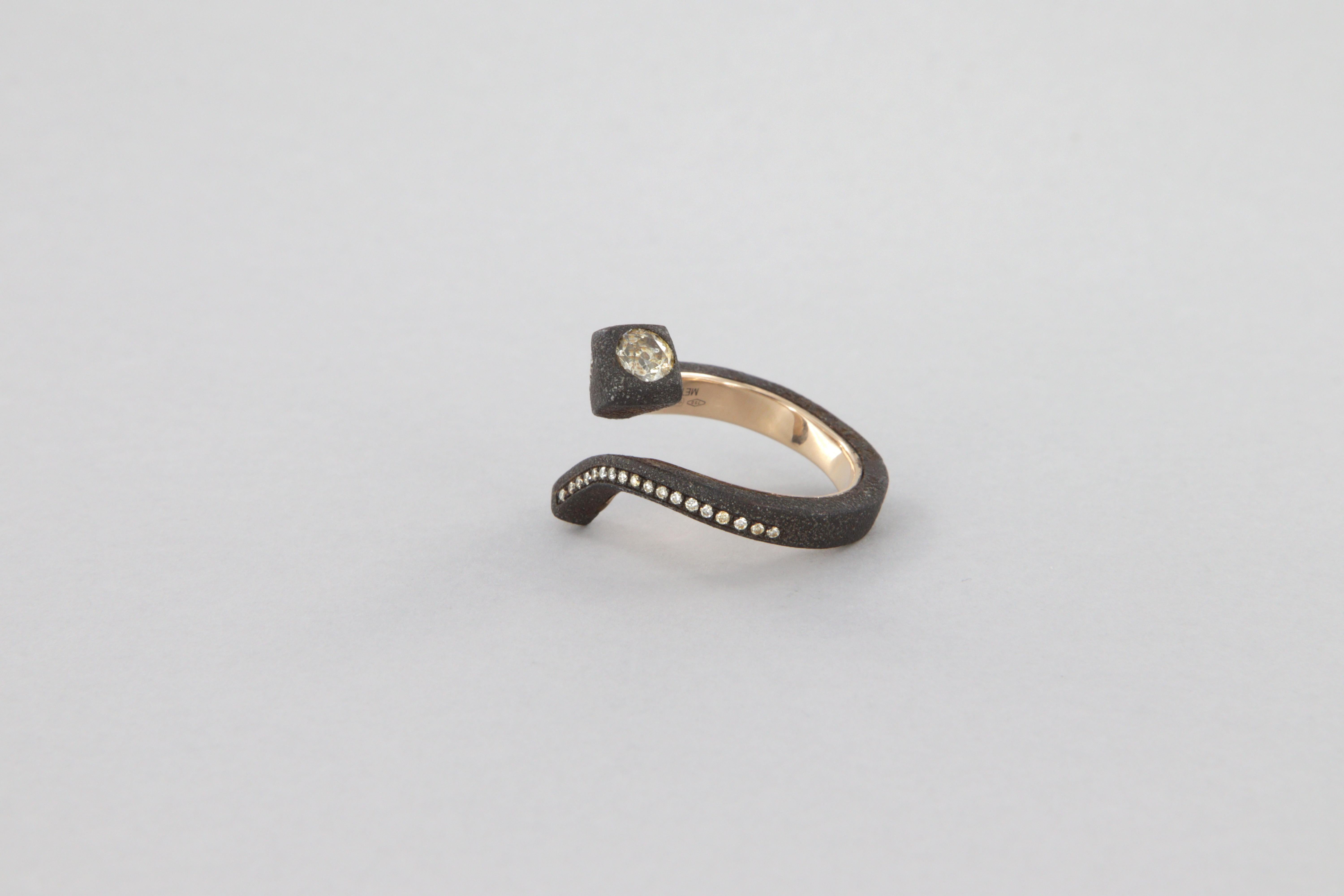 Bague avec diamants de taille ancienne en fer et or en vente 4
