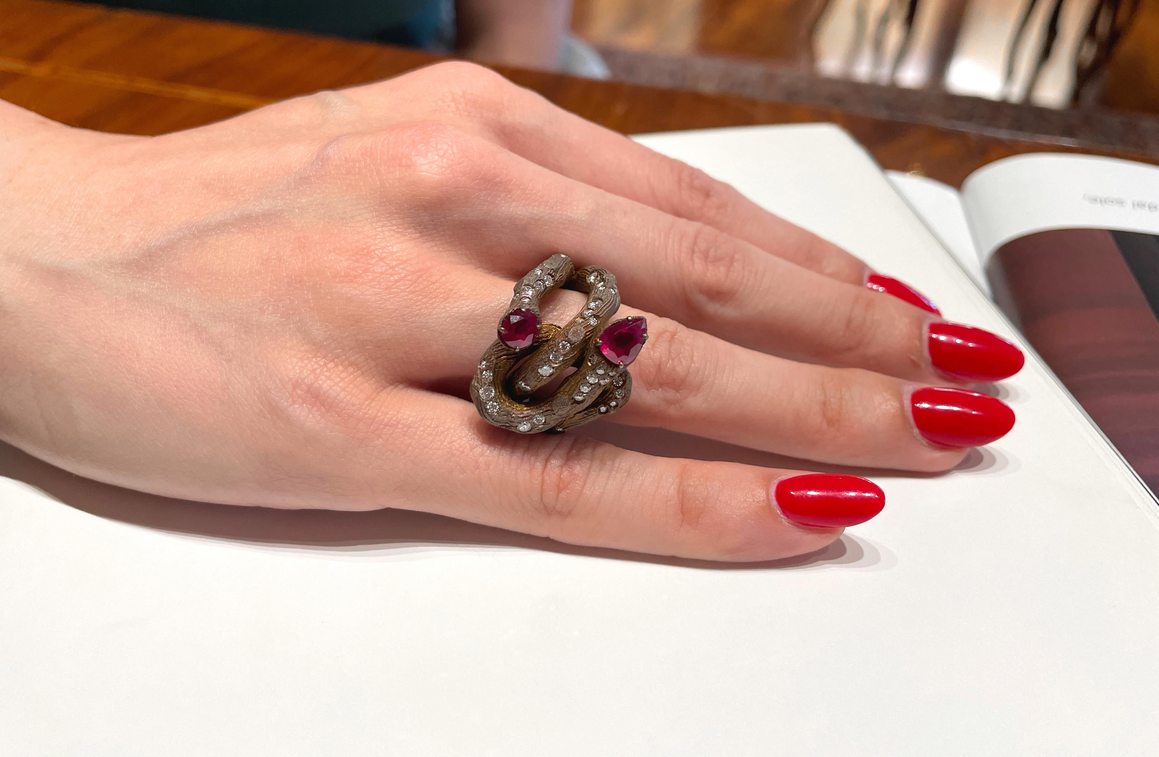 Contemporary grape shoot ring with diamonds and rubies in titanium For Sale 11