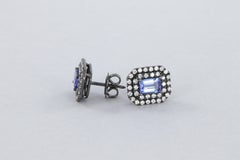 Orecchini halo con diamanti e tanzaniti carati 1.41 in oro