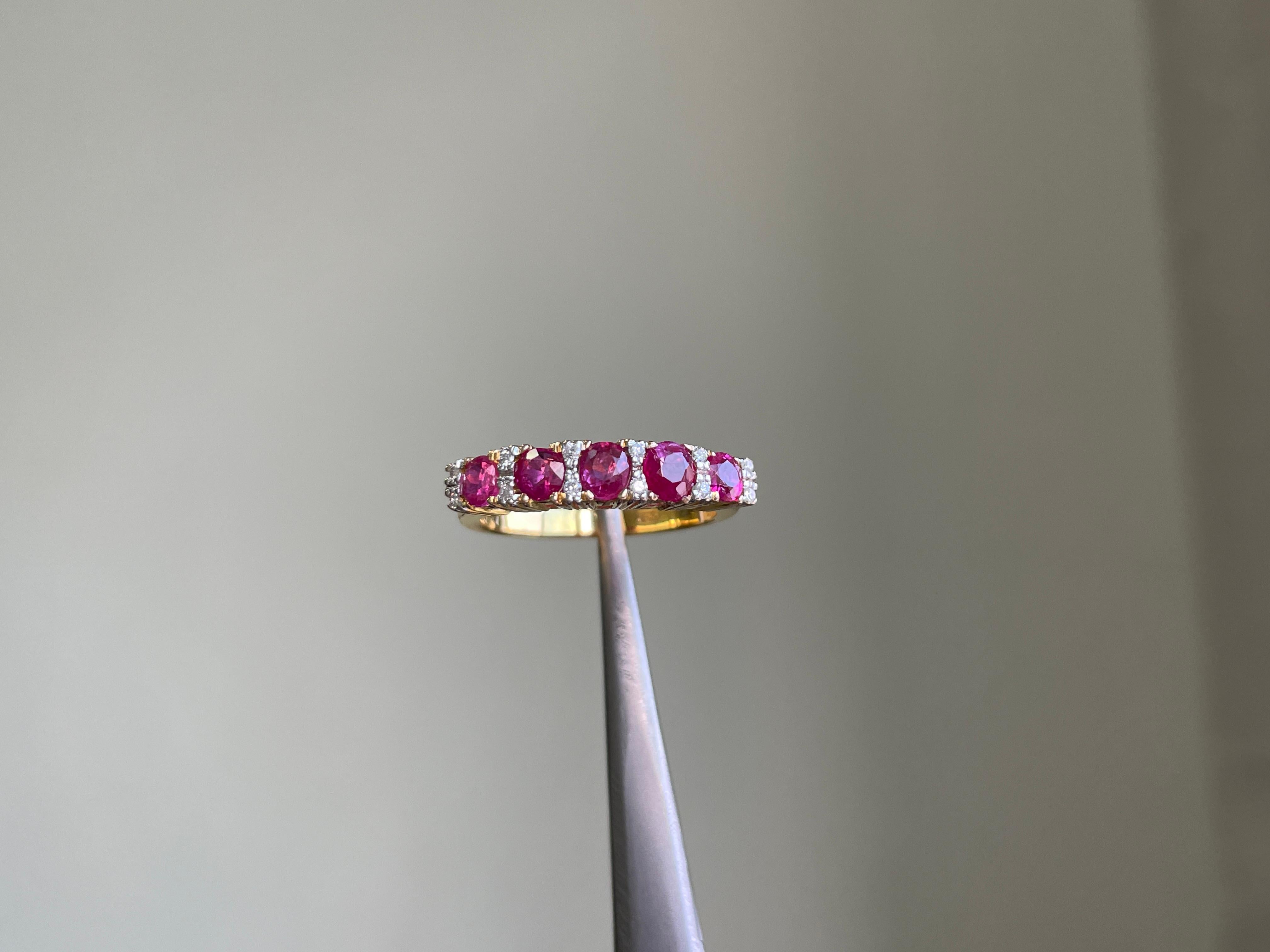 Total 1.5Ct Burma Unheated Ruby and Diamond Ring in 18K Yellow Gold For Sale 6