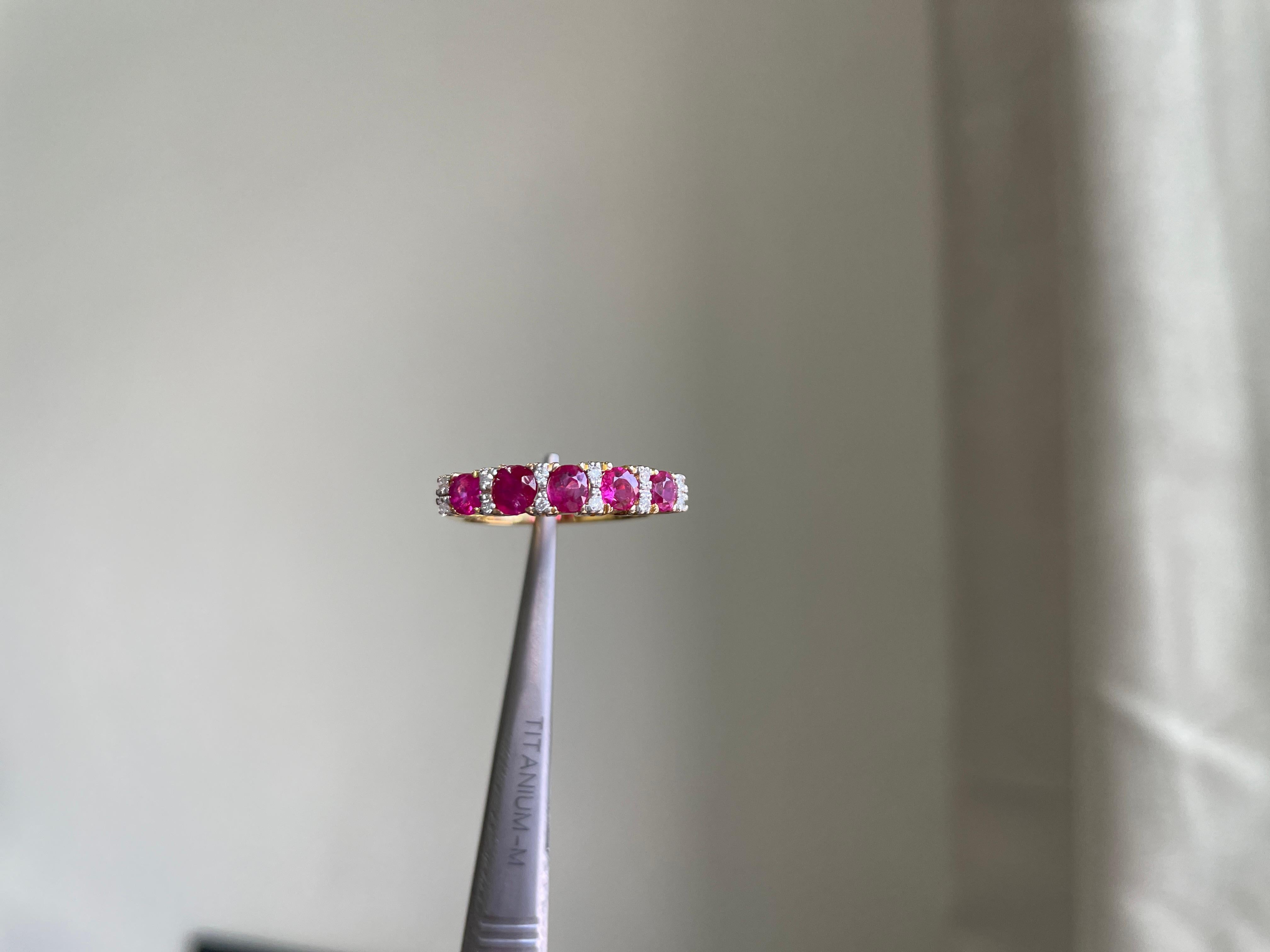 Total 1.5Ct Burma Unheated Ruby and Diamond Ring in 18K Yellow Gold For Sale 7