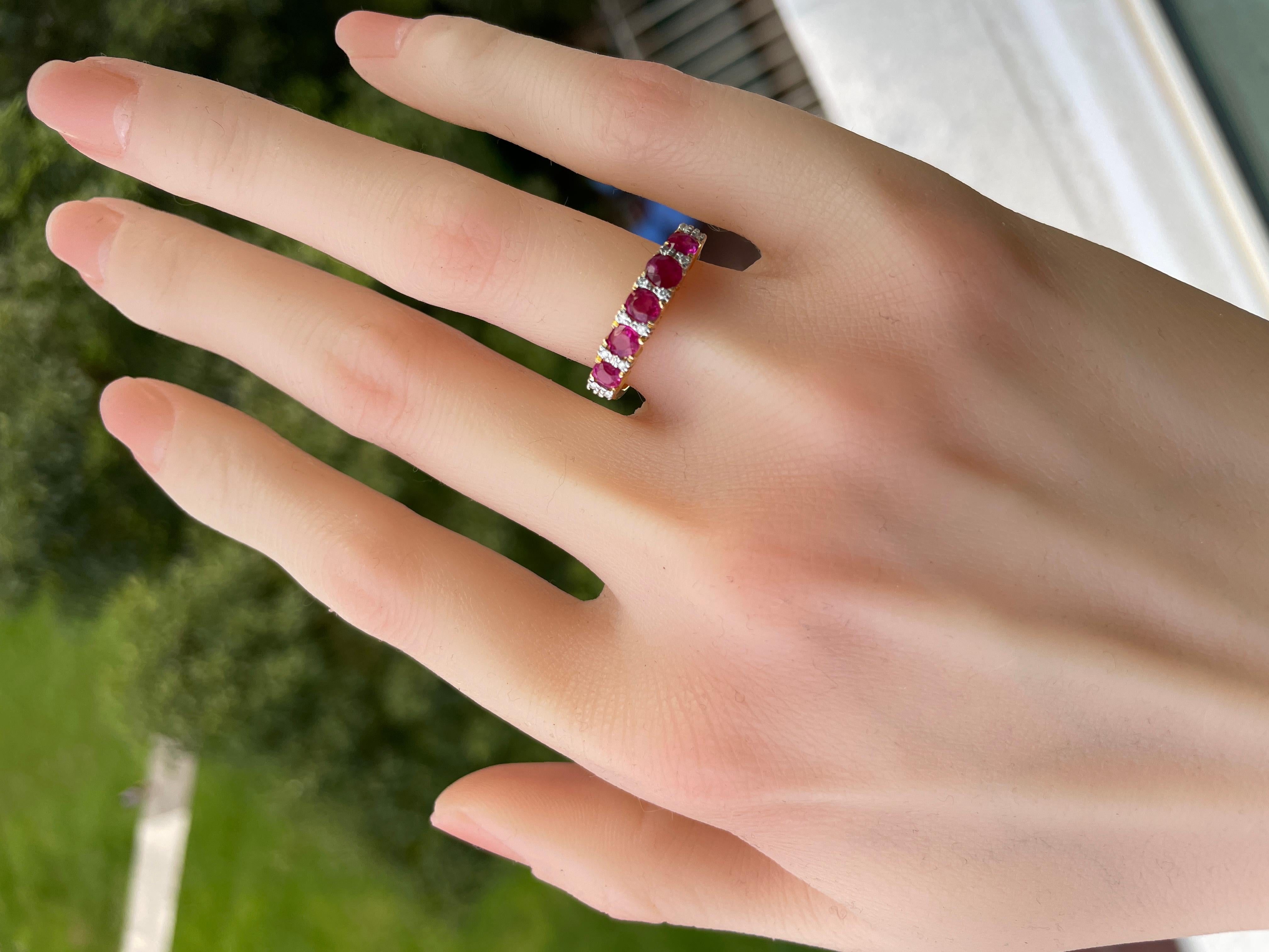 Total 1.5Ct Burma Unheated Ruby and Diamond Ring in 18K Yellow Gold For Sale 3