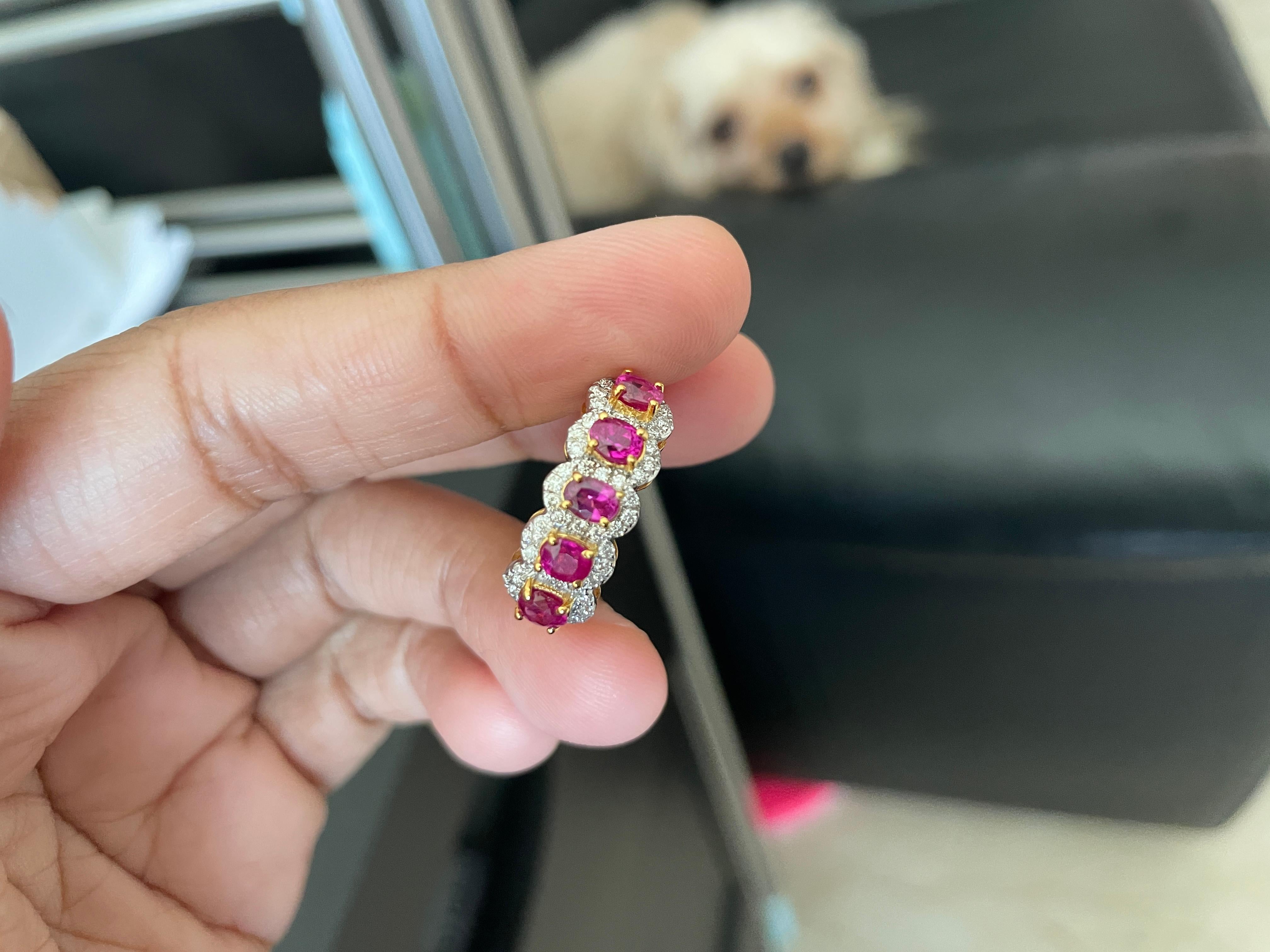 Gesamt 1,6 Karat Burma Ring aus 18 Karat Gelbgold mit unerhitztem Rubin und natürlichen Diamanten Damen