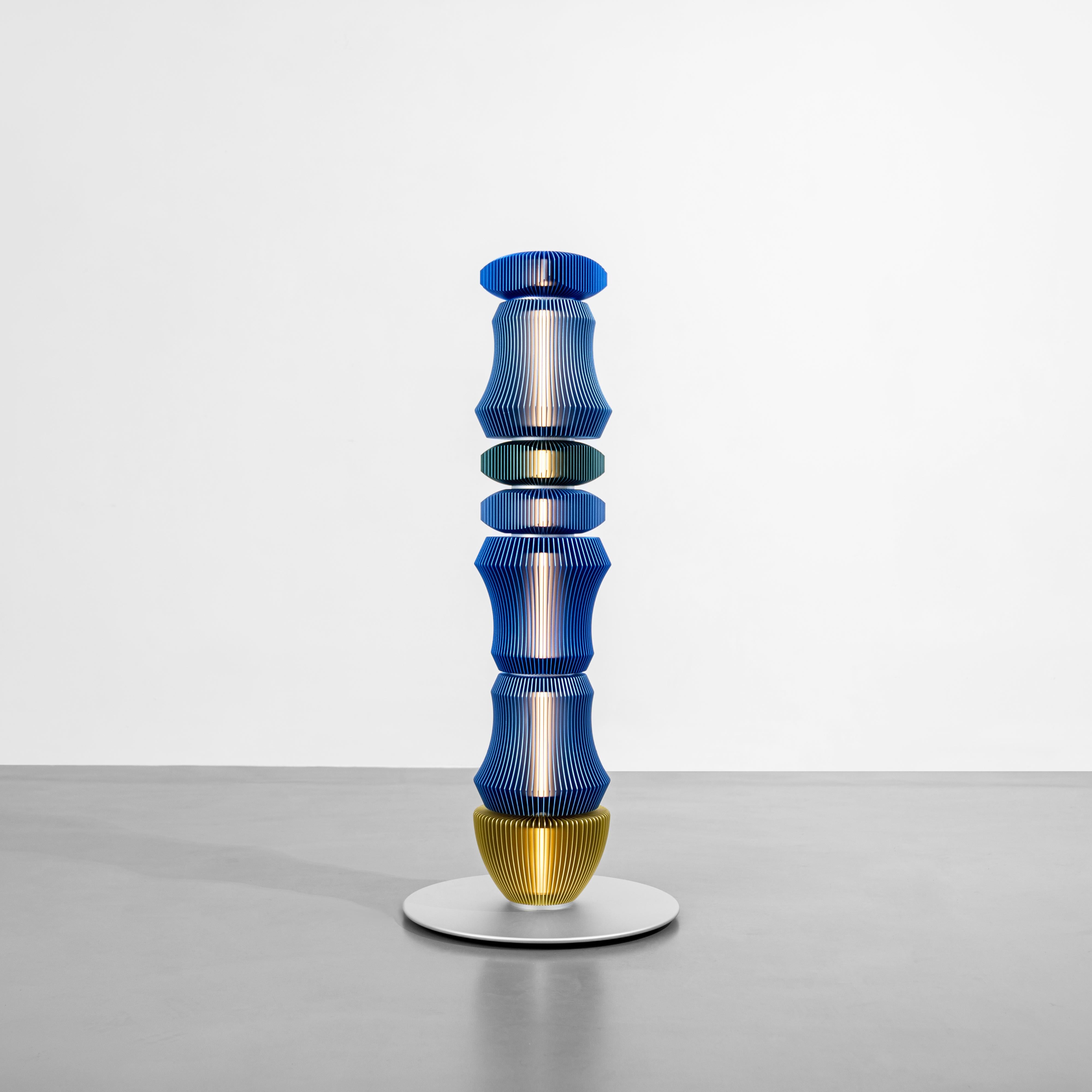 TOTEM-1 by Michael Young, lampadaire au design Contemporary en vente 5