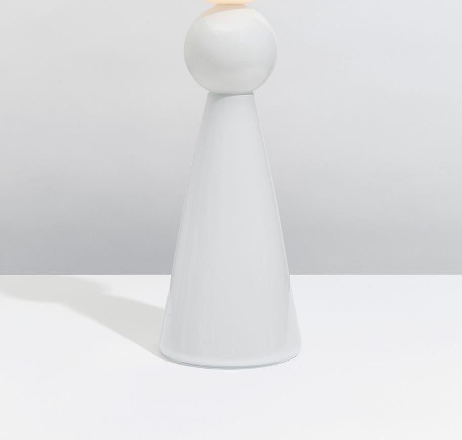 Altro Totem 1 Lampada da tavolo in vetro lucido al quarzo di Bianco Light + Space in vendita