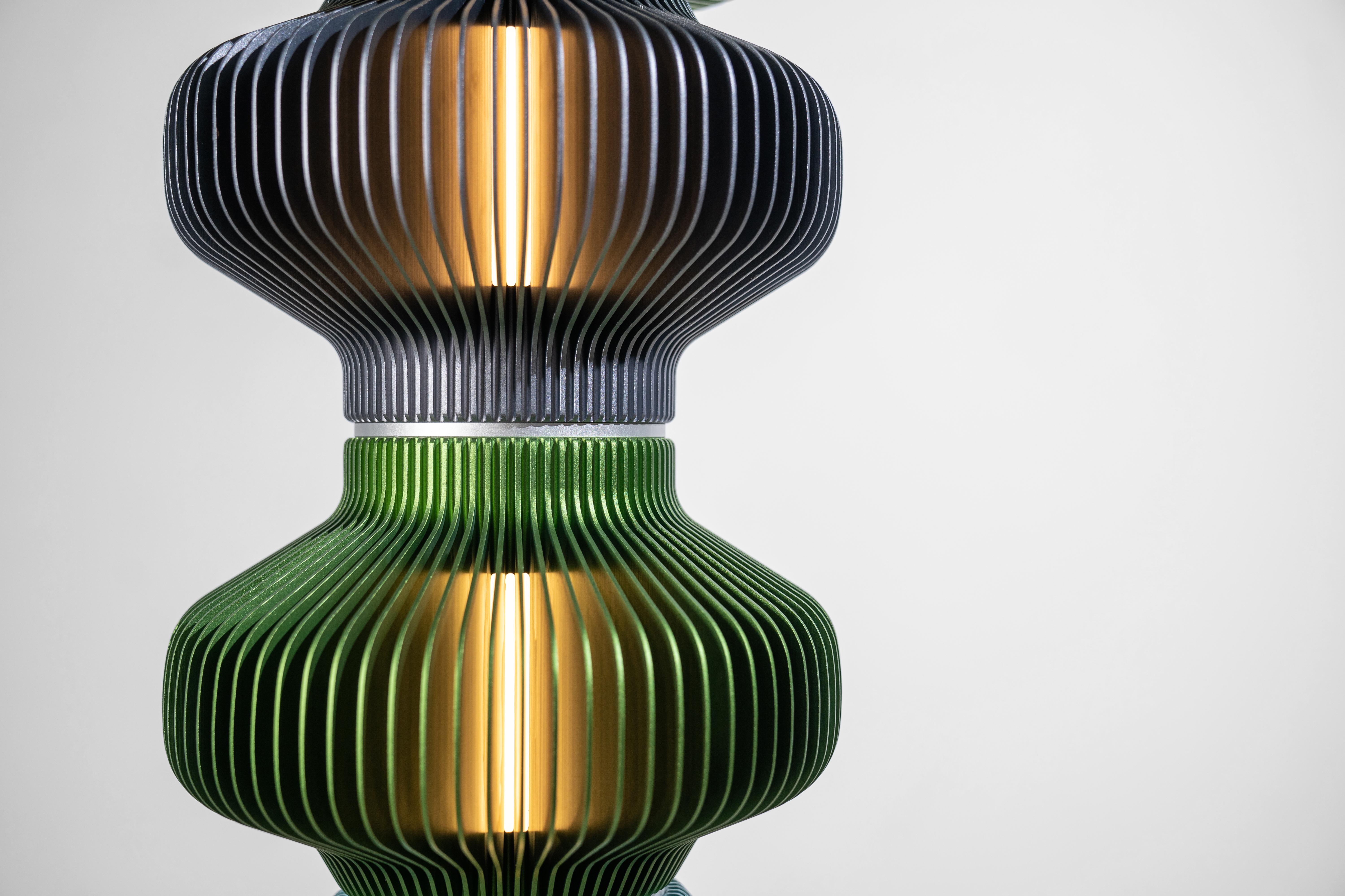 TOTEM-12 by Michael Young, lampadaire au design Contemporary en vente 8