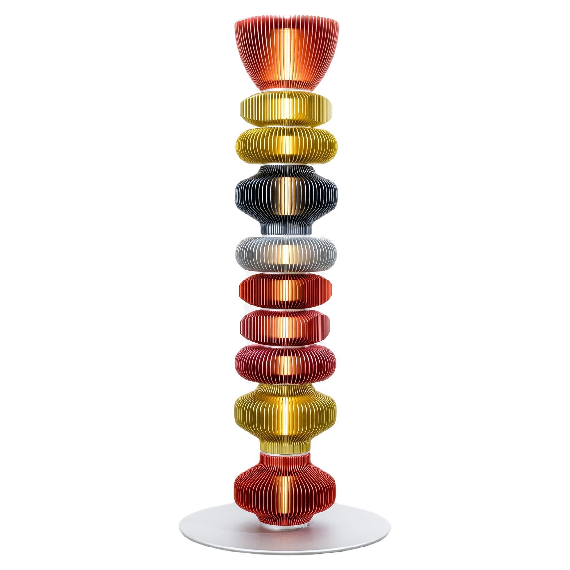 TOTEM-18 by Michael Young, lampadaire au design Contemporary