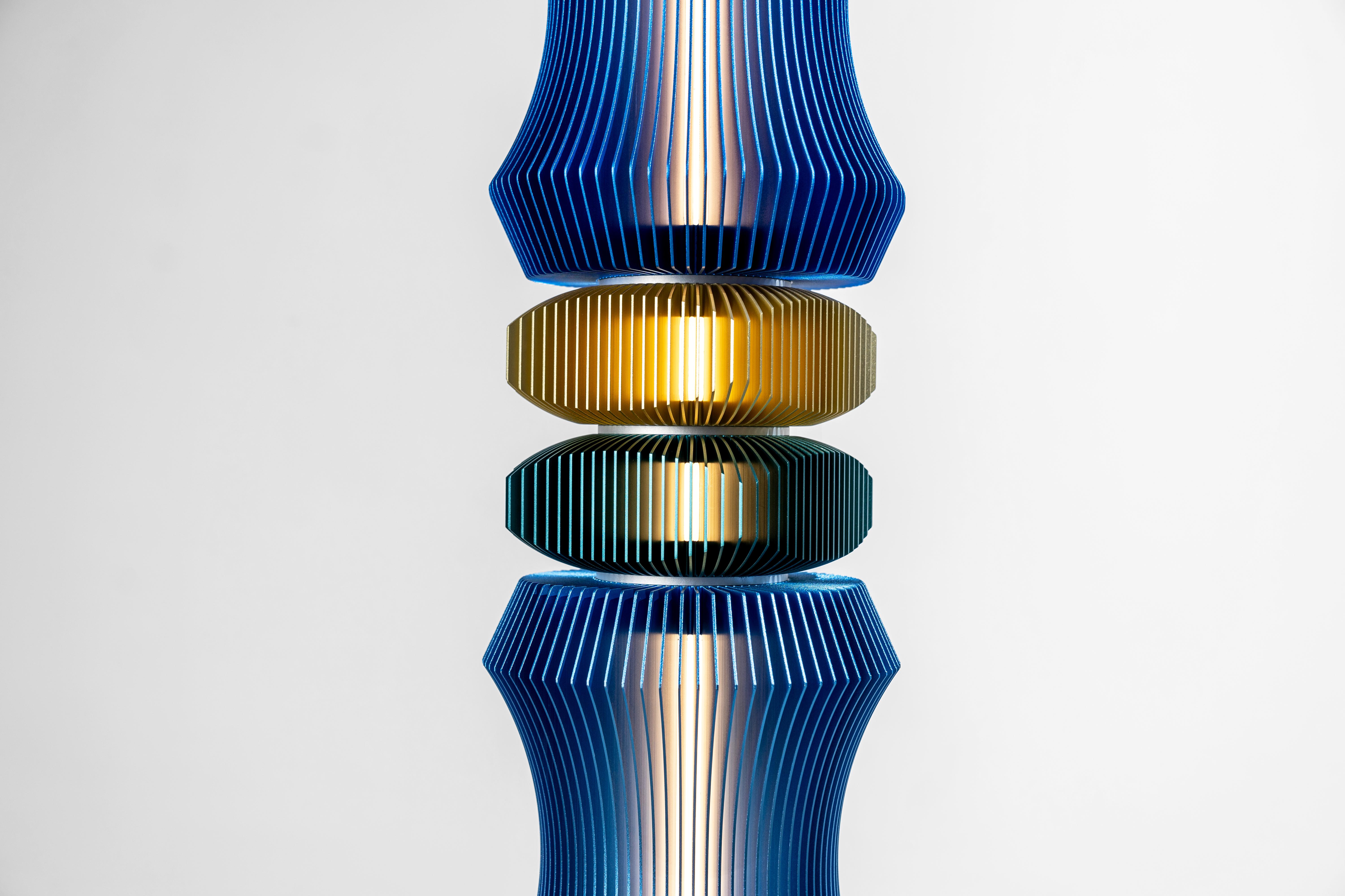 TOTEM-4 by Michael Young, lampadaire au design Contemporary en vente 6