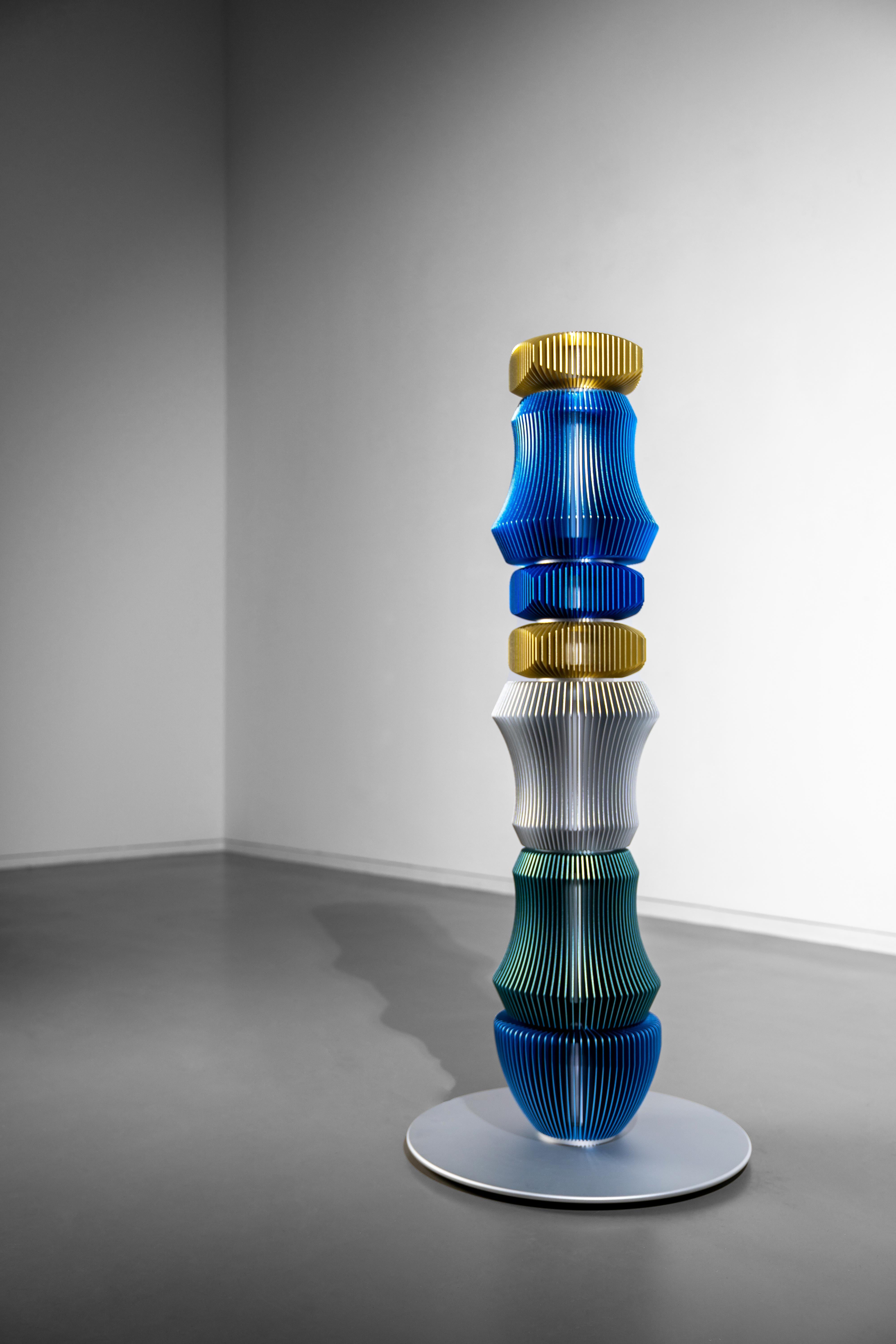 TOTEM-5 by Michael Young, lampadaire au design Contemporary en vente 3