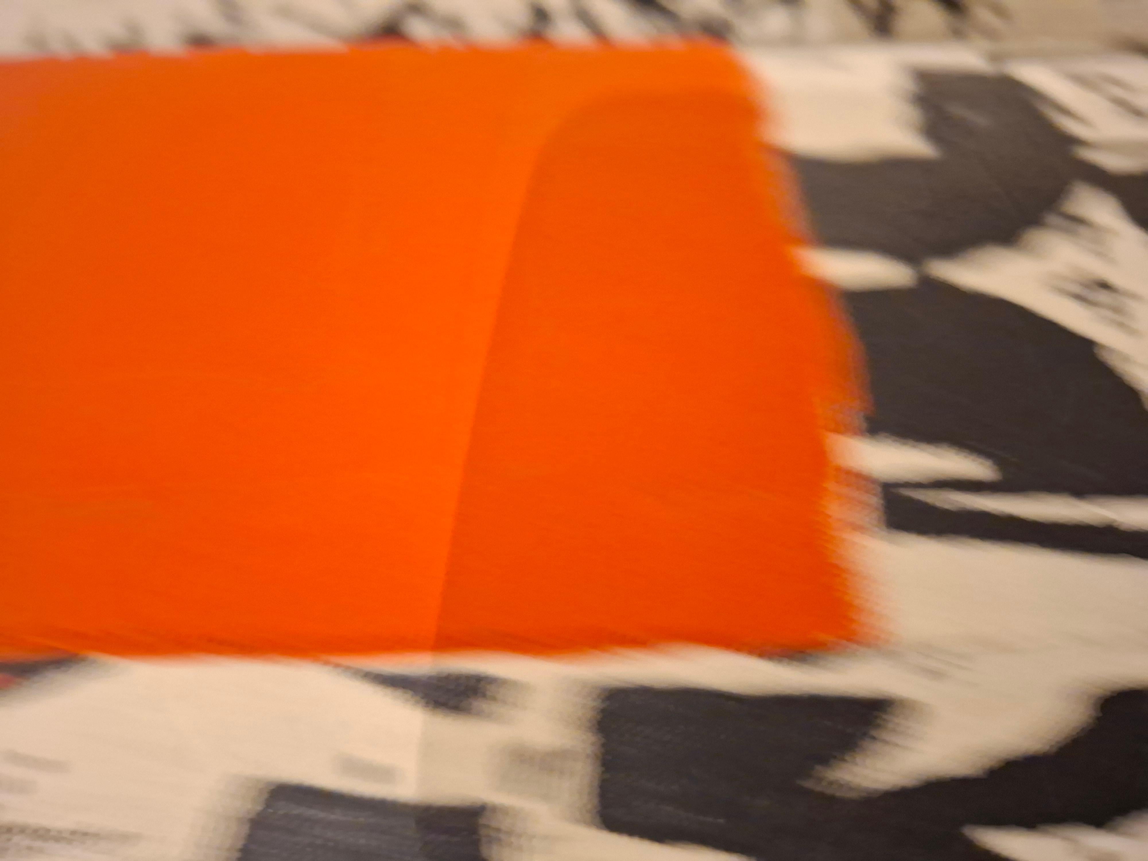 Hand-Crafted Totem Bianco Rosso e Nero di Giorgio Ciliberti For Sale