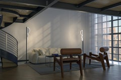 Lámpara de pie Totem geométrico contemporáneo, acrílico y aluminio, de Yonathan Moore