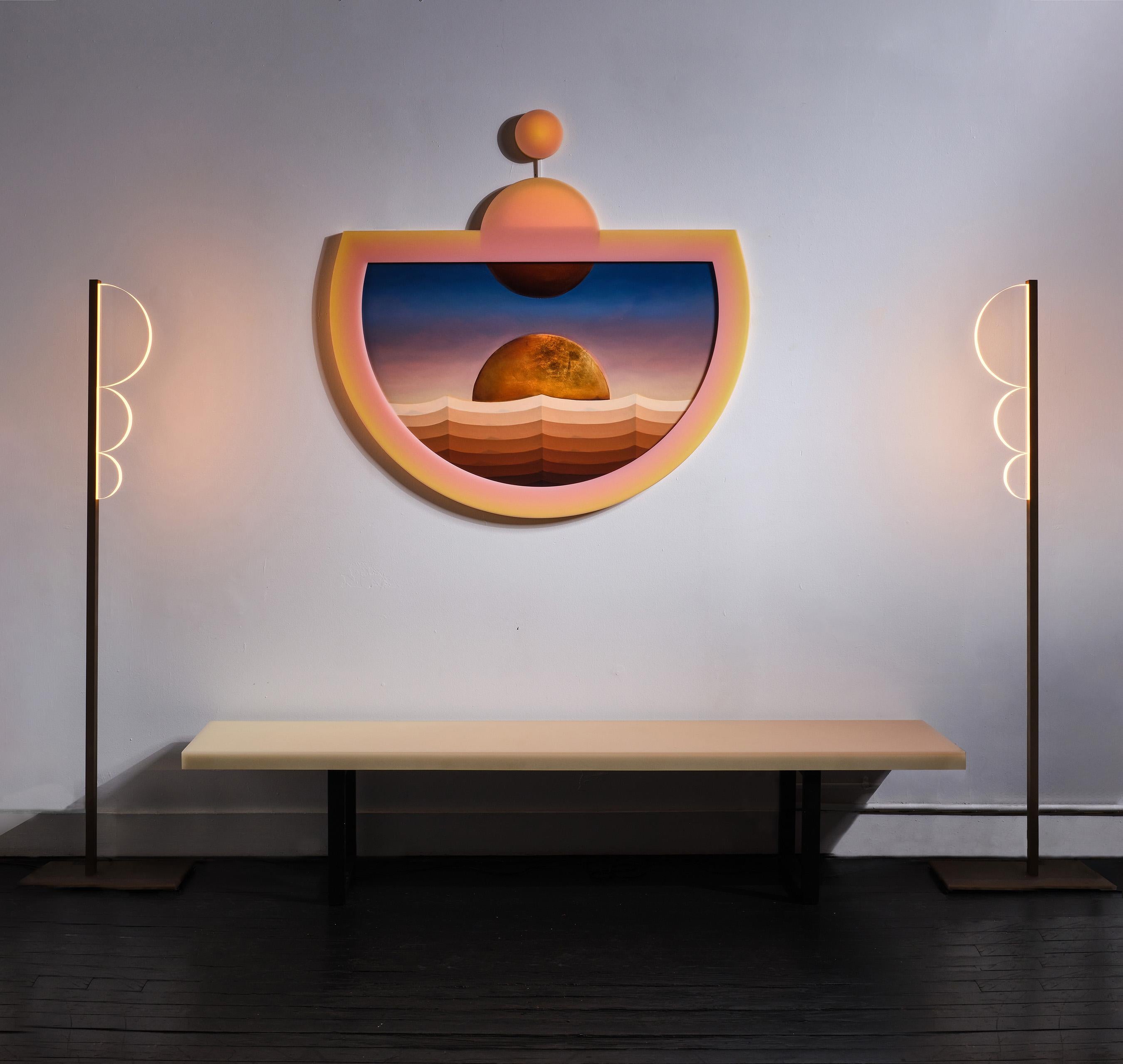 XXI secolo e contemporaneo Lampada da terra Totem Contemporary, acrilico opaco e alluminio, di Yonathan Moore in vendita