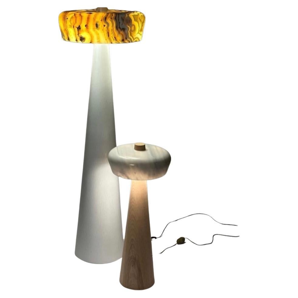 Lámpara de pie TOTEM en blanco