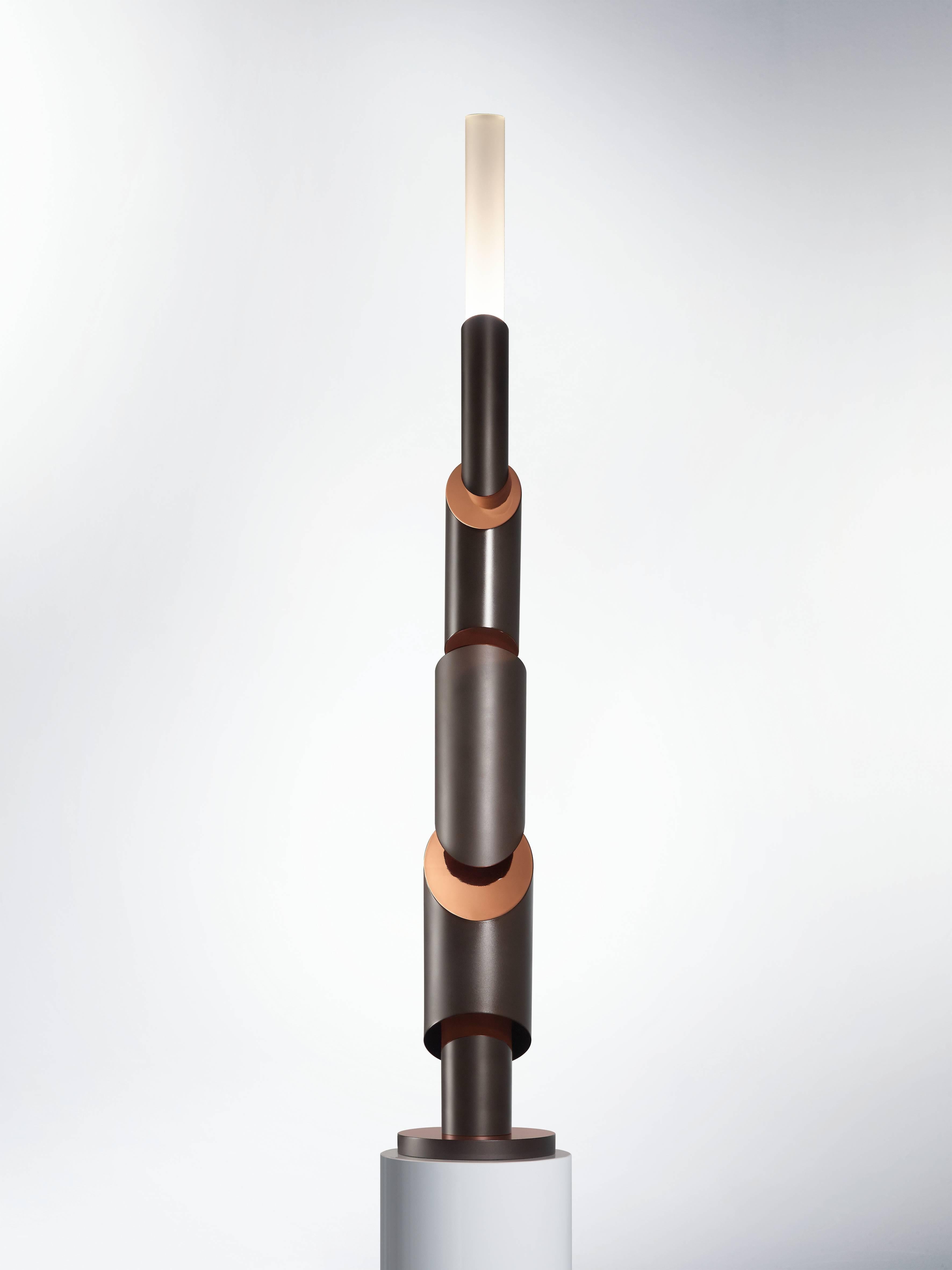 TOTEM I - Table lamp, cigned William Guillon 
Limited edition of 12
Signed and numbered
Solid aluminium, smoke nickel / copper finish.
Sand-blasted / polished
Dimensions: 108 x 18 x 18 cm 
Hand-sculpted in France.




Collapse