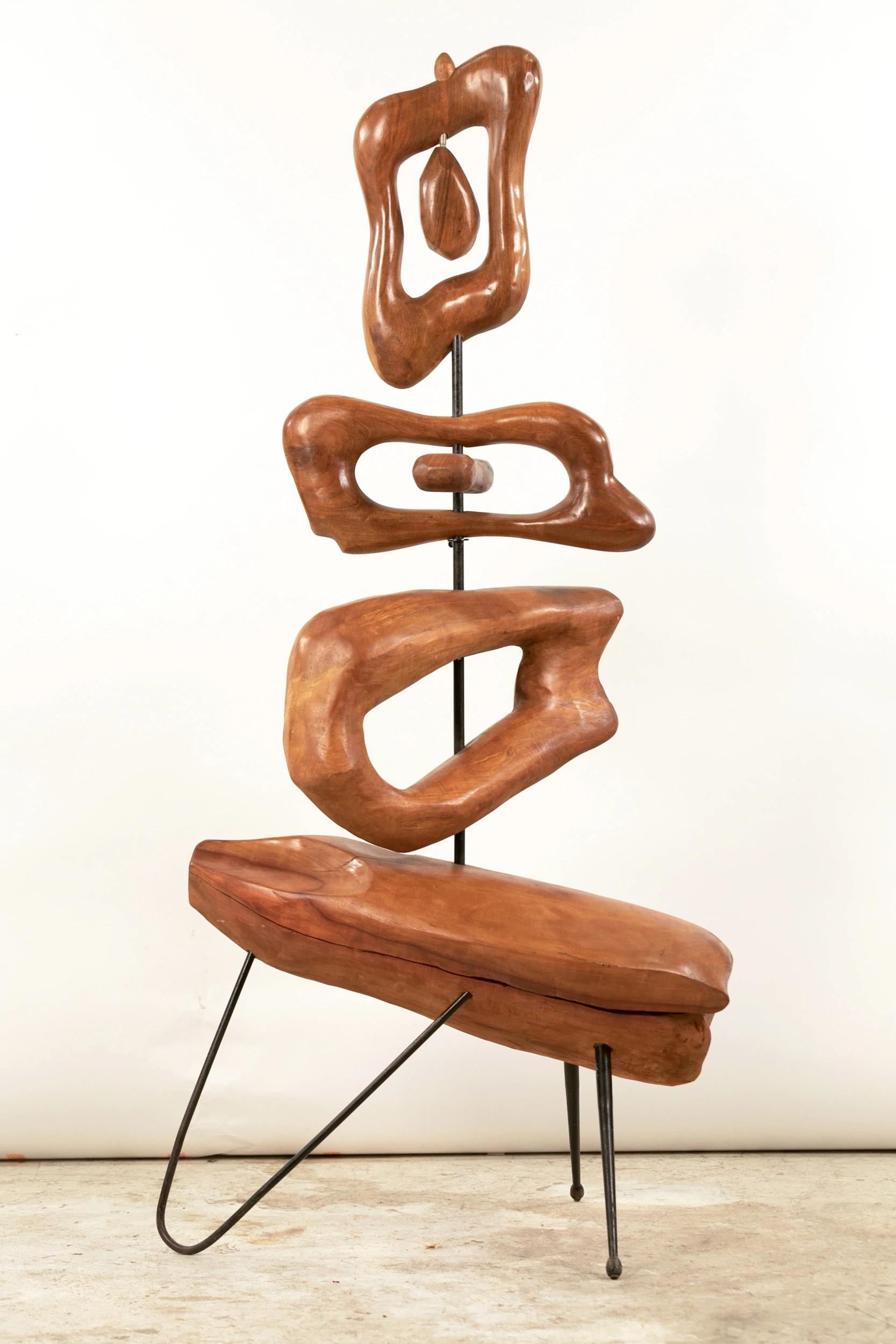Français Totem en bois sculpté France, vers 2000 en vente
