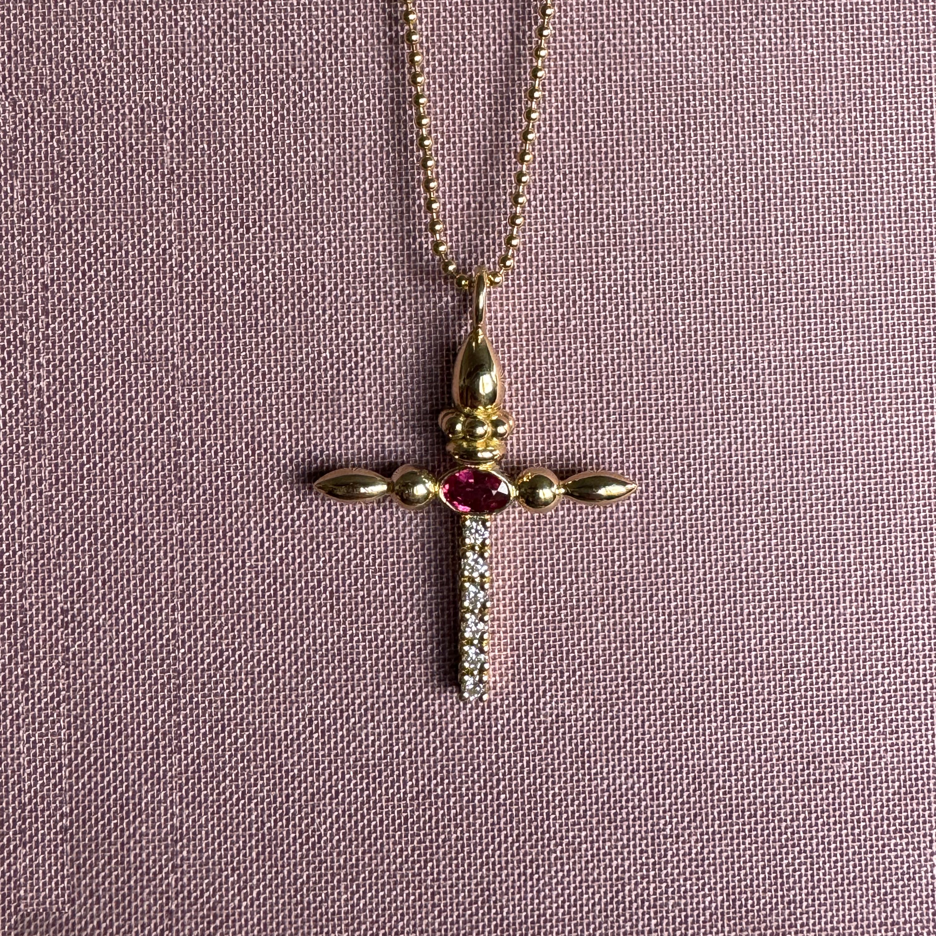 Contemporary Totem Interchangeable Pendant in 18 Karat Yellow Gold with Diamonds And A Ruby For Sale