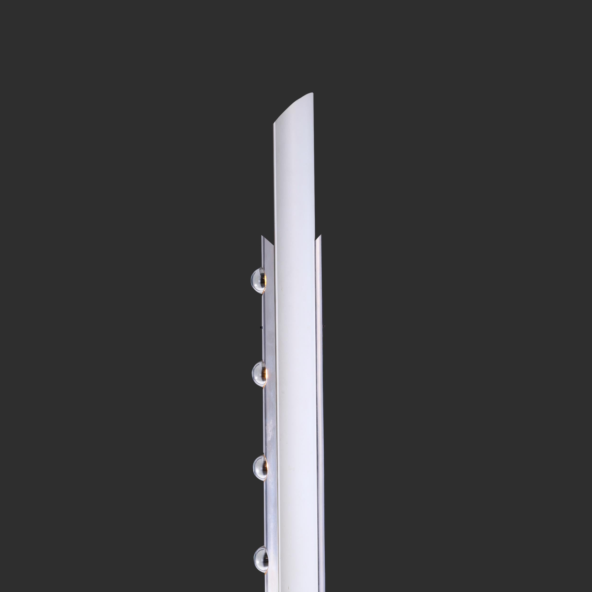 Lampada Totem con 5 lampadine di Enrico Tronconi, Italia c.C. anni '70 in vendita 2