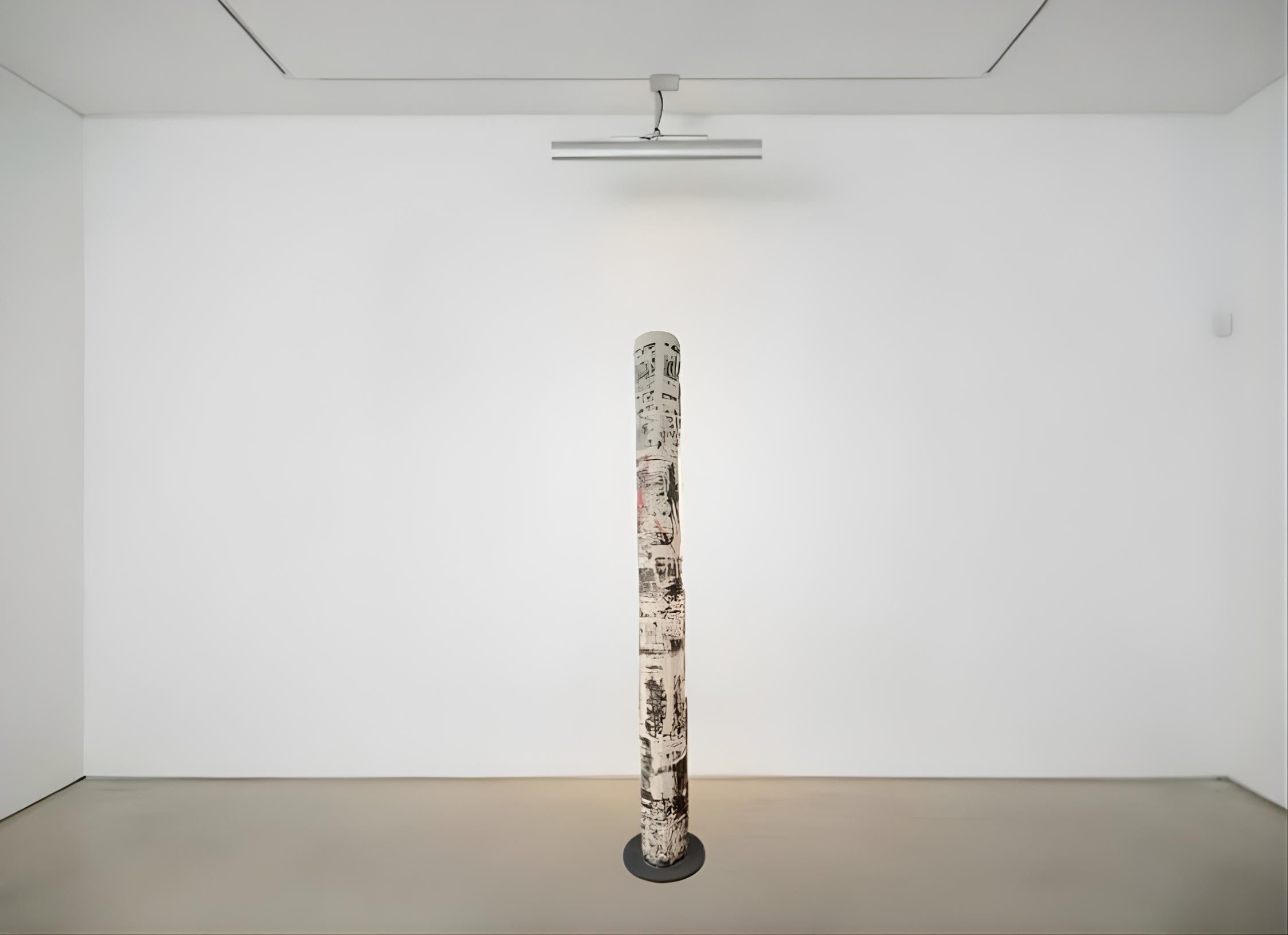 Giorgio Celiberti

BIOGRAFIE Giorgio Celiberti est né à Udine en 1929. Comincia giovanissimo a dipingere, appena diciannovenne partecipa, infatti, alla Biennale di Venezia del 1948, la prima del dopoguerra. A Venezia frequenta il liceo artistico e