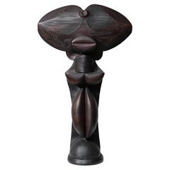 Sculpture "Totem" de Jacky De Maeyer