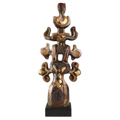 Totem signed and numbered by Elisabeth Vandeweghe for Perignem, Belgium, 1970s