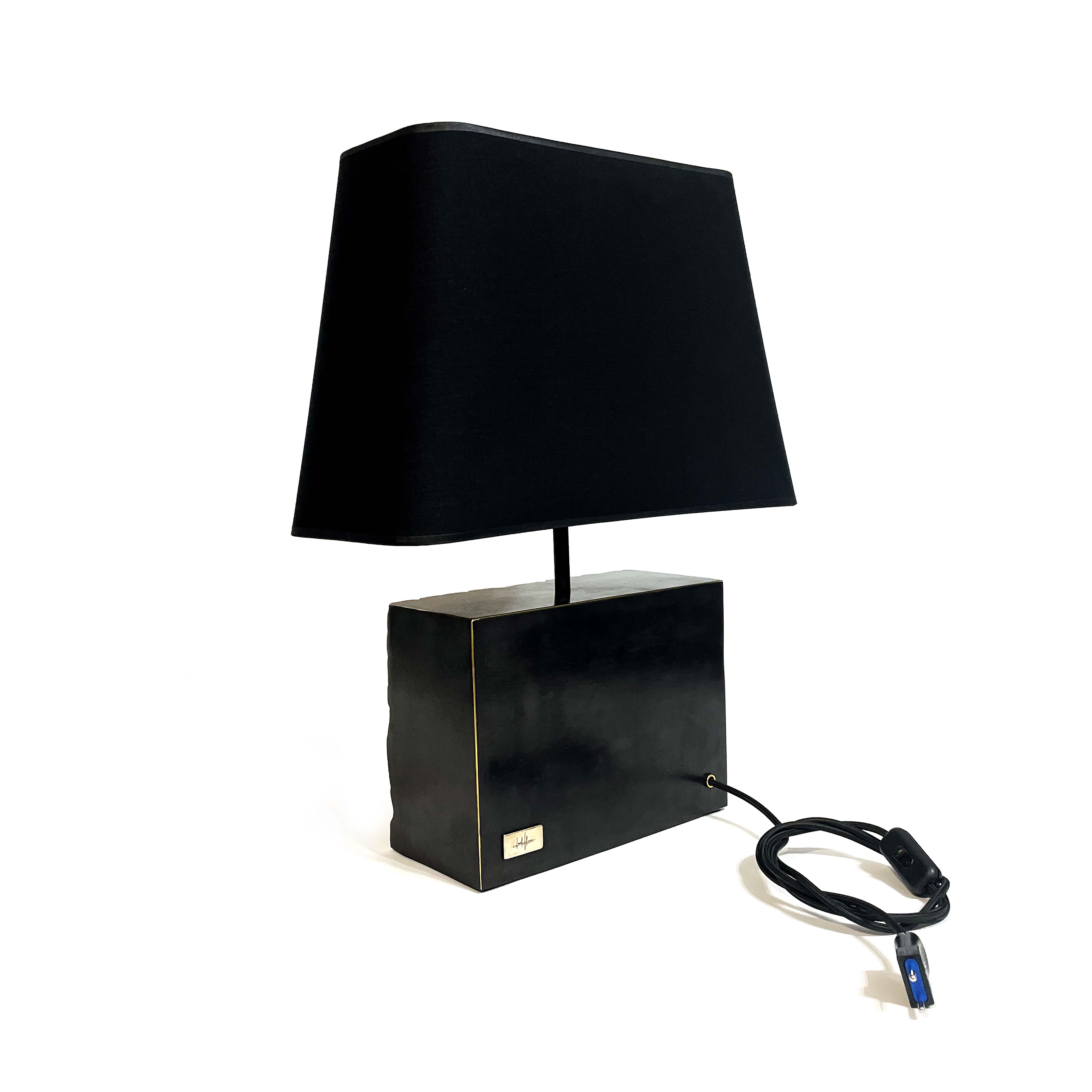 Autre Lampe à poser Totem de Lionel Hamon en vente