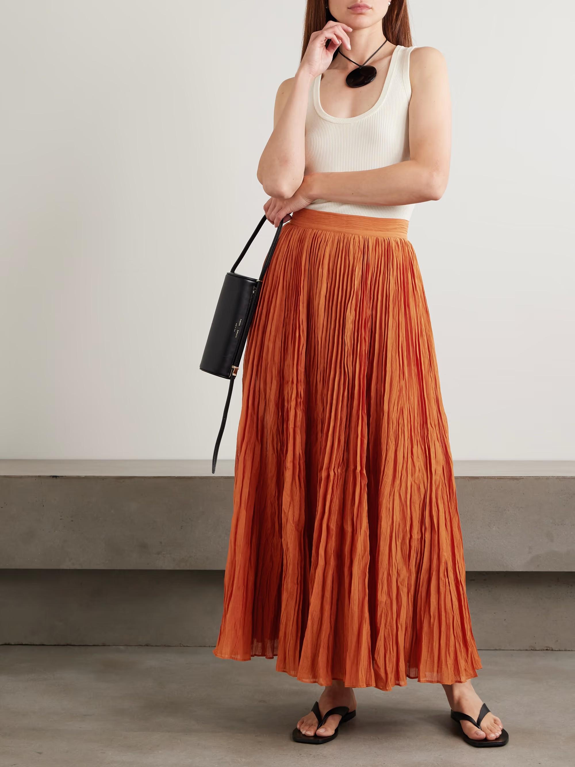 TOTÊME terracotta cotton CRINKLED PLISSE MIDI Skirt 36 S For Sale 1