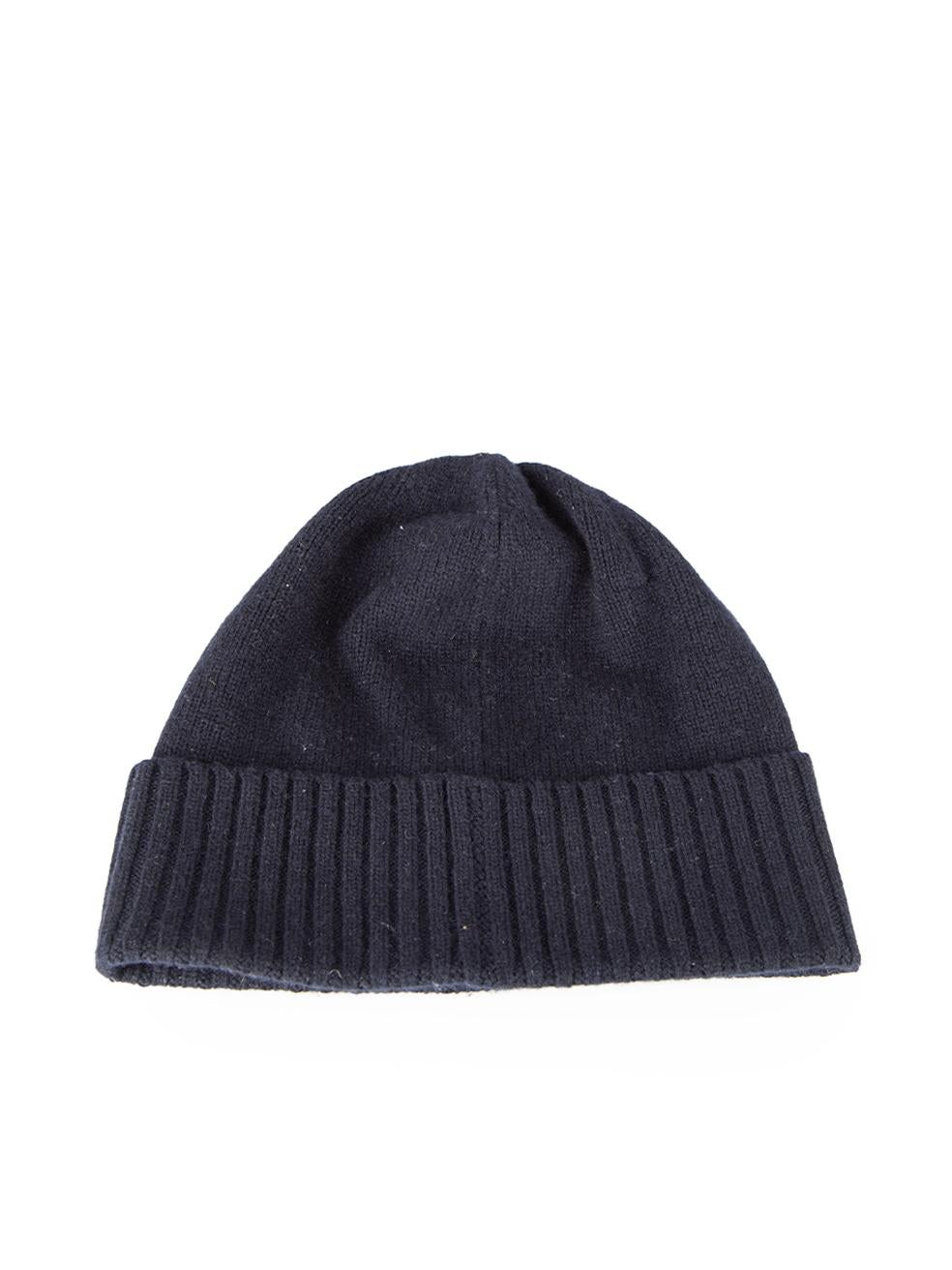 CONDITION is Very good. Hardly any visible wear to hat is evident on this used Totême designer resale item. 



Details


Navy

Wool

Beanie

Knitted



 

Composition

NO COMPOSITION LABEL BUT FEELS LIKE WOOL



Size & Fit

Product