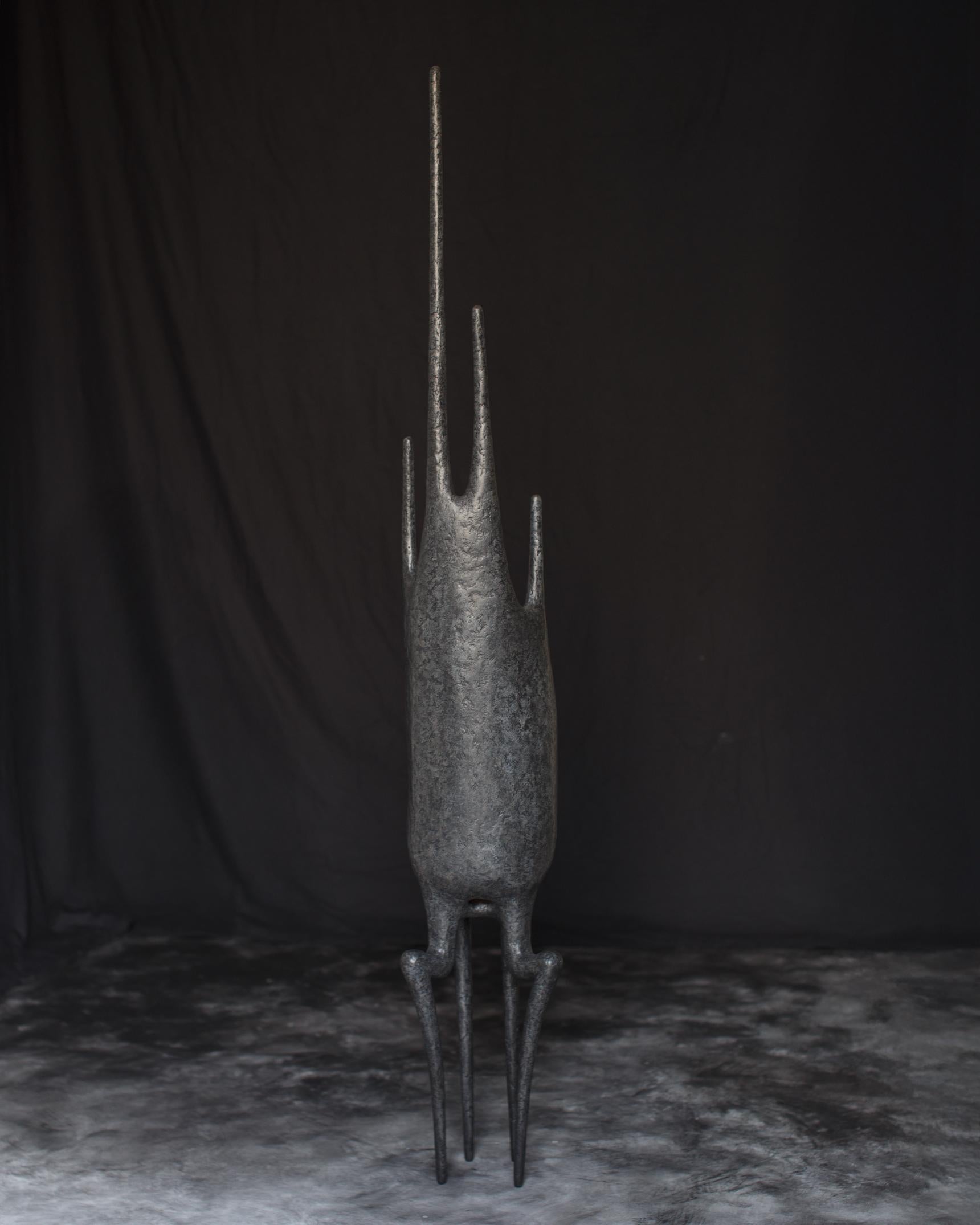 Skulpturaler Totem-Leuchter ECCLESIO, Organisches bionisches Design, Recyclingpapier (Handgefertigt) im Angebot
