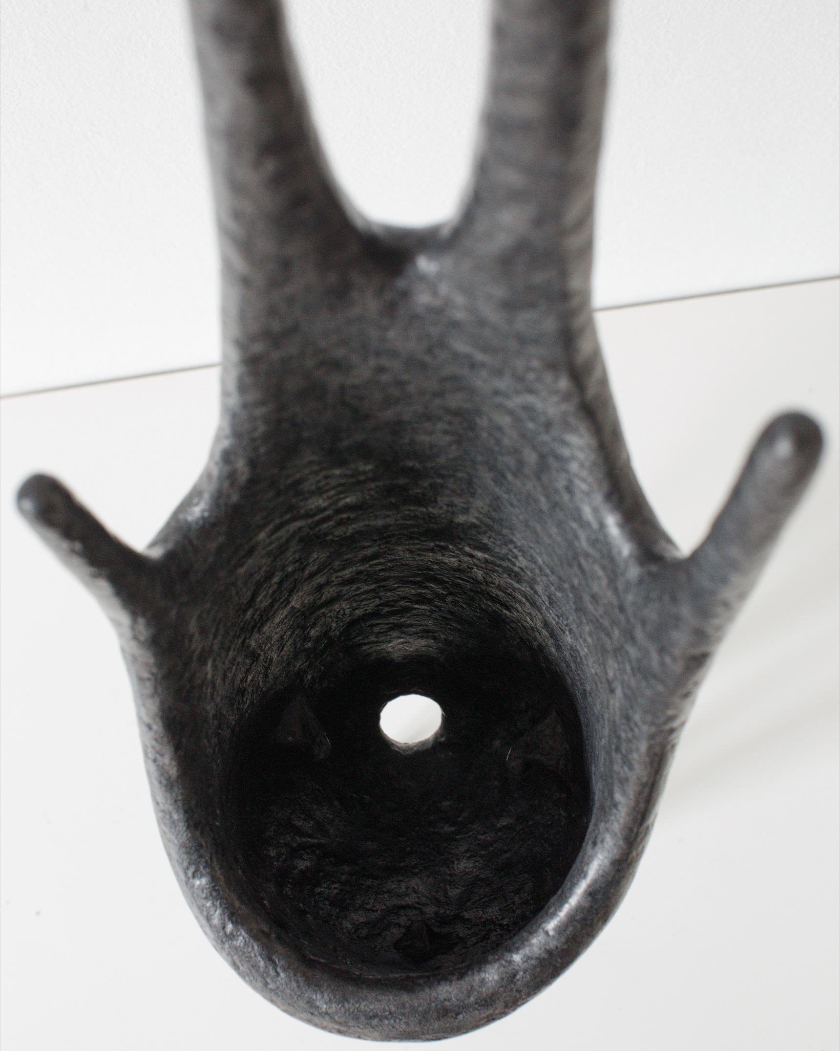 Skulpturaler Totem-Leuchter ECCLESIO, Organisches bionisches Design, Recyclingpapier (21. Jahrhundert und zeitgenössisch) im Angebot