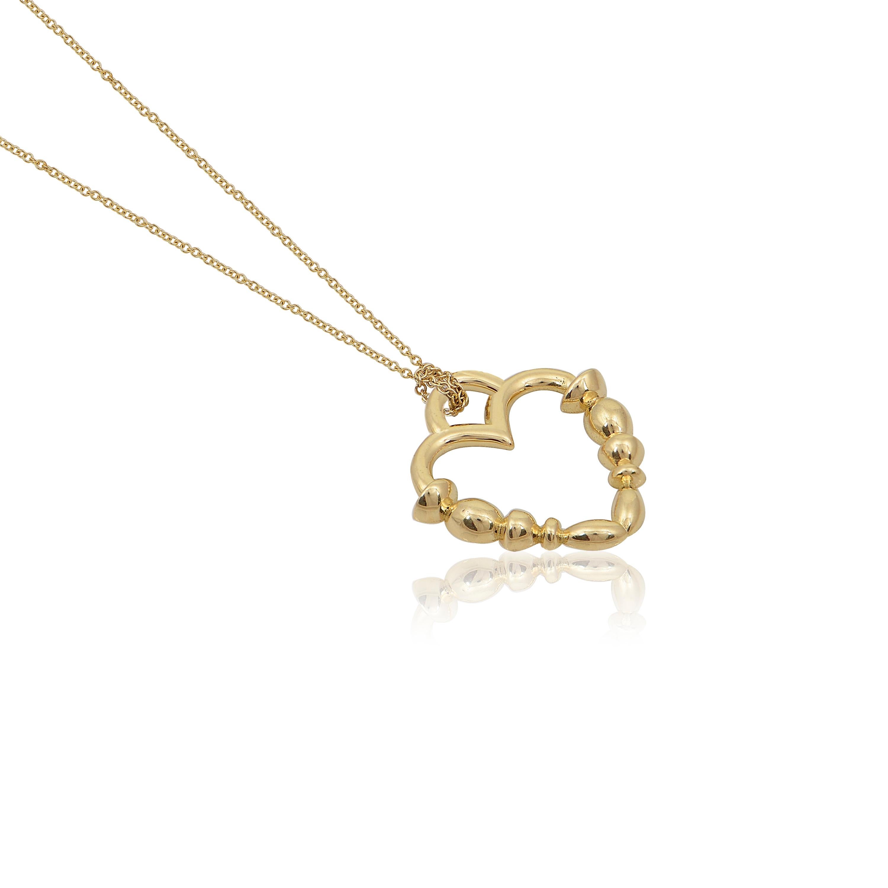 Designer: Alexia Gryllaki

Dimensions: motif 19x19mm, chain 500mm
Weight: approximately 4.3g 
Barcode: NEX3006


Totem heart pendant in 18 karat yellow gold with a 450mm chain that can be transformed into an earring, by hanging it through a gold