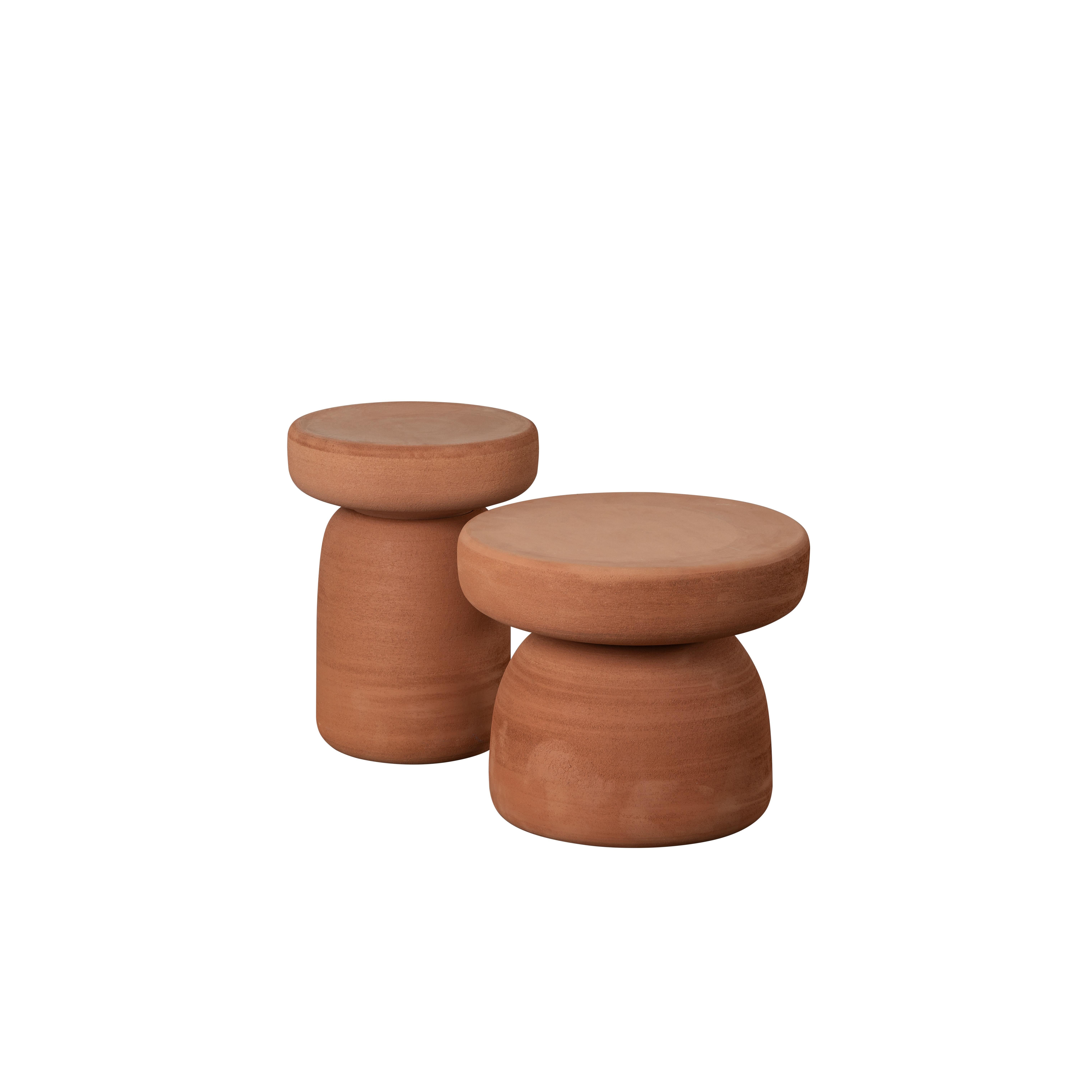 Niedriger Tototo-Couchtisch aus Terrakotta von Paolo Cappello und Simone Sabati im Zustand „Neu“ im Angebot in Brooklyn, NY