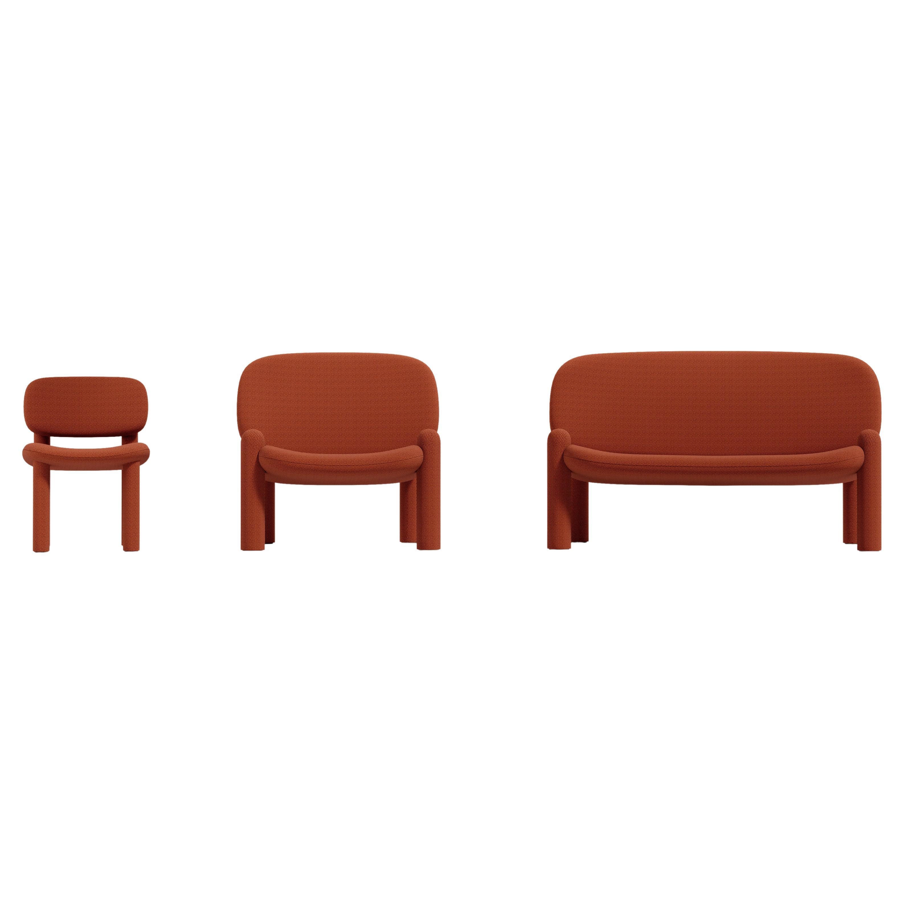 Tottori est une collection de sièges et de tables basses aux formes intemporelles, à la silhouette mignonne et au caractère audacieux. Appelée d'après le film d'animation japonais 