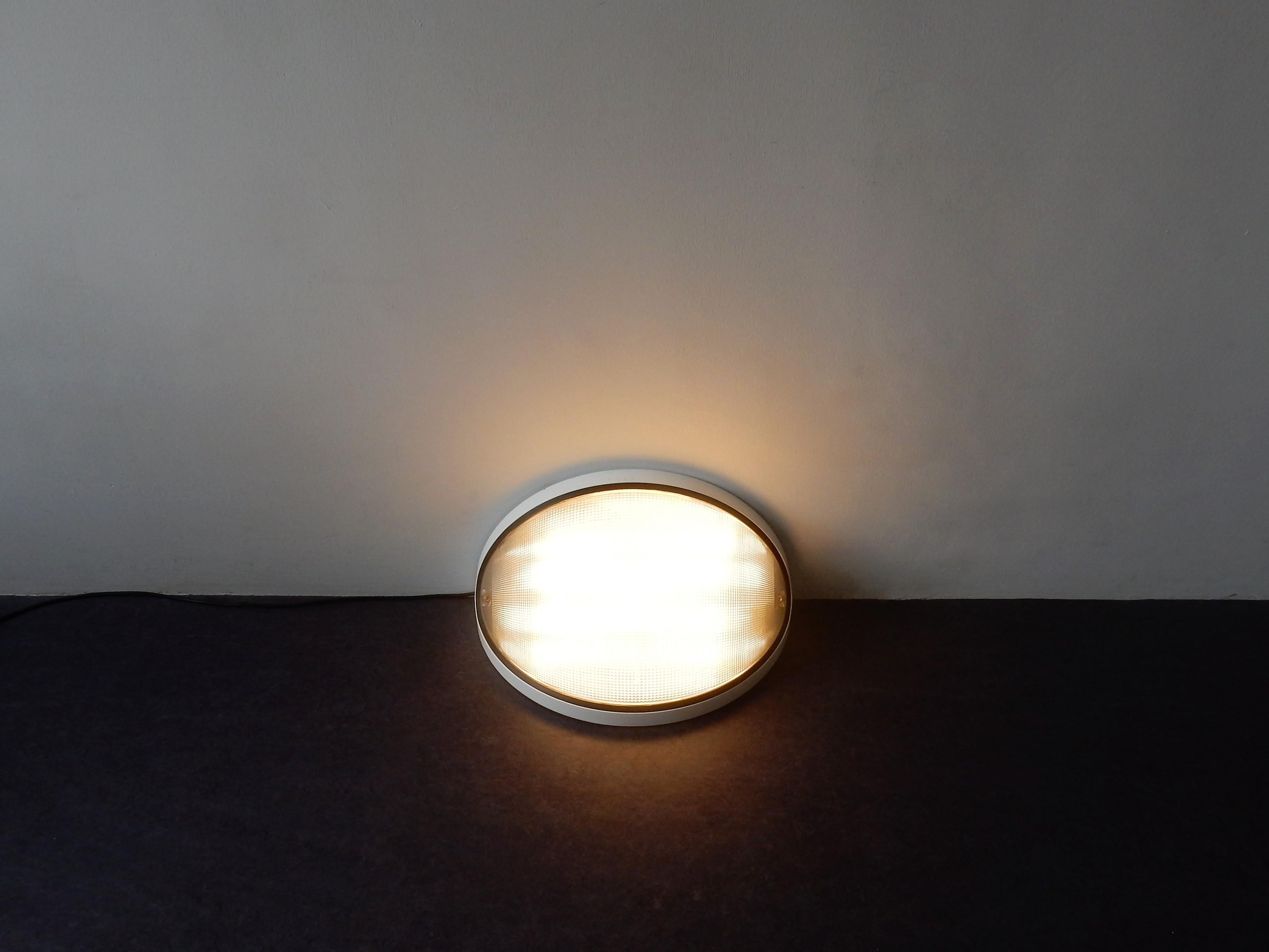Totum Wall/Ceiling Lamp by Bocatto, Gigante and Zambusi for Zerbetto  In Good Condition For Sale In Steenwijk, NL
