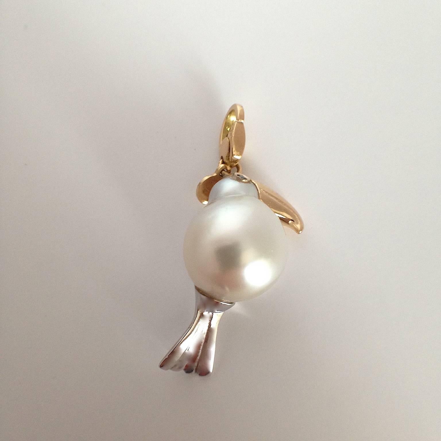Toucan Black Diamond White and Yellow 18Kt Gold Pearl Charm or Pendant Necklace 4