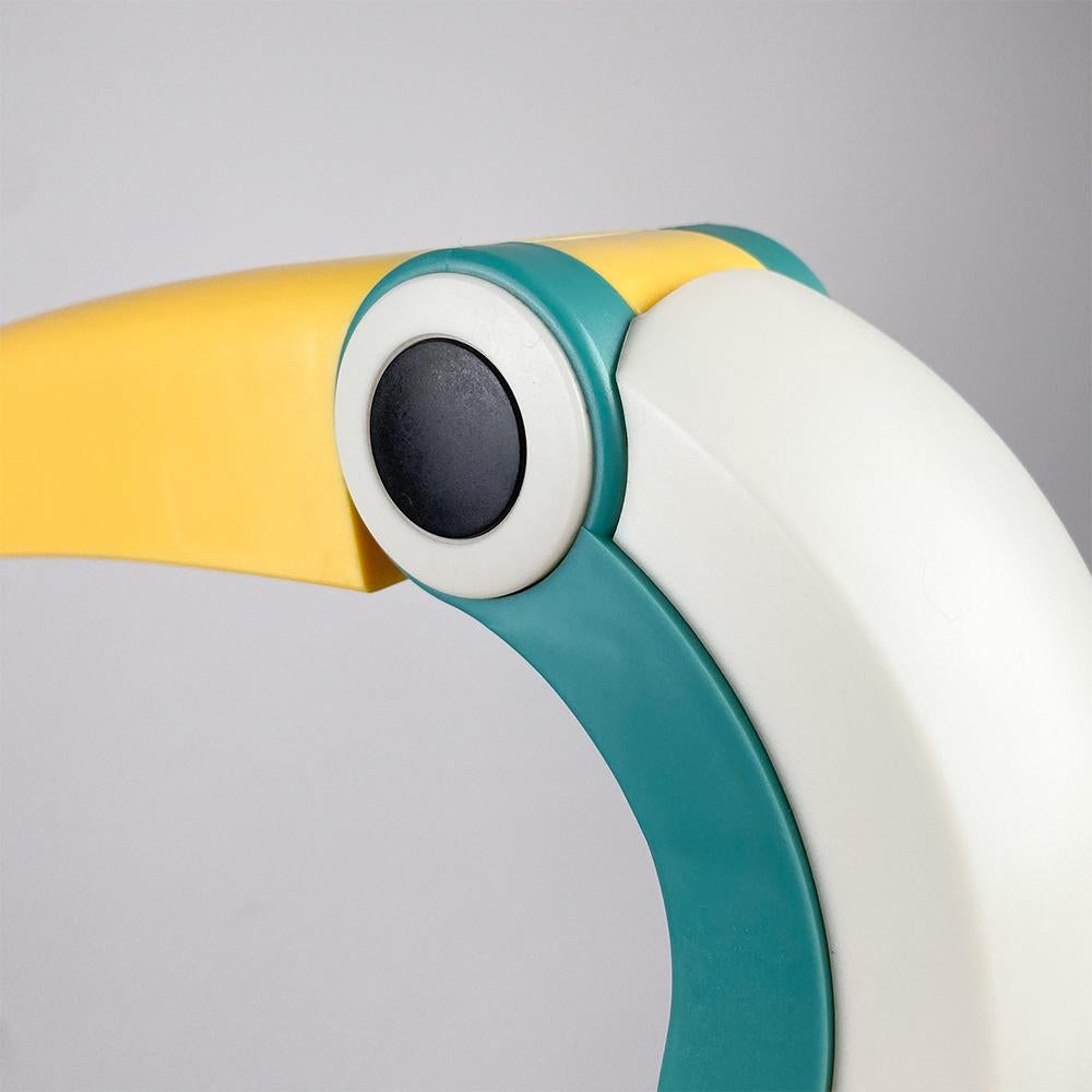 Late 20th Century Toucan desk lamp, Tungslite designed by H.T. Huang 80s