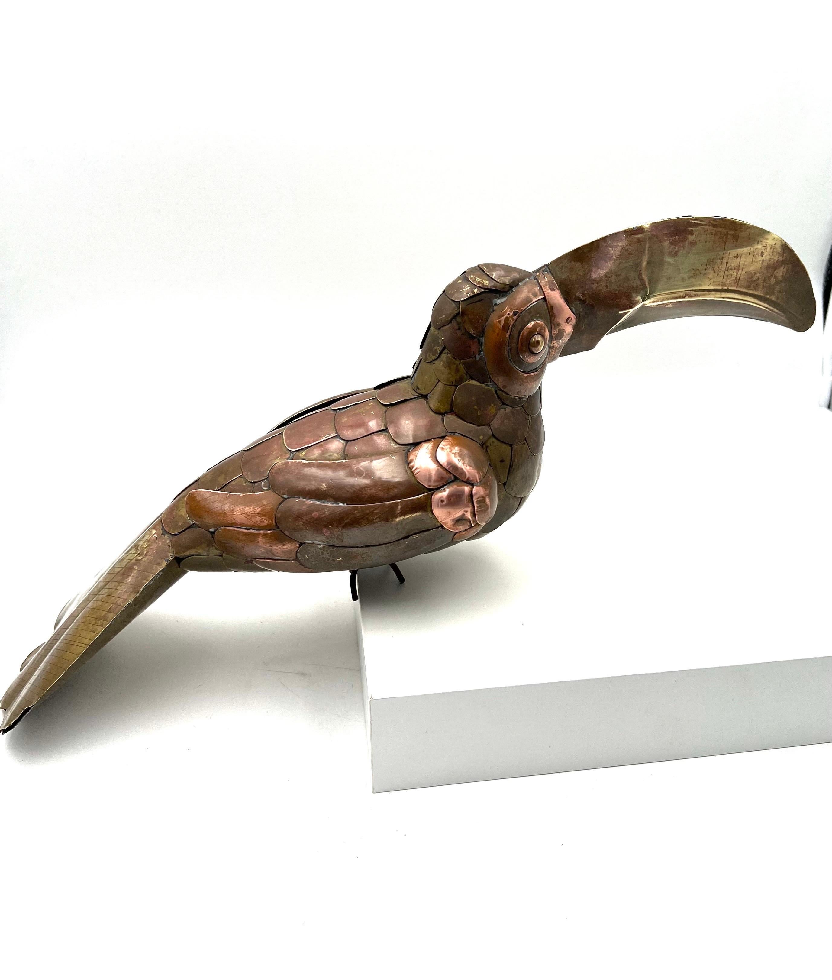 Whimsical Toucan parrot bird sculpture, by Sergio Bustamante, as found condition with patina and dings and bends, sol AS/IS condition.