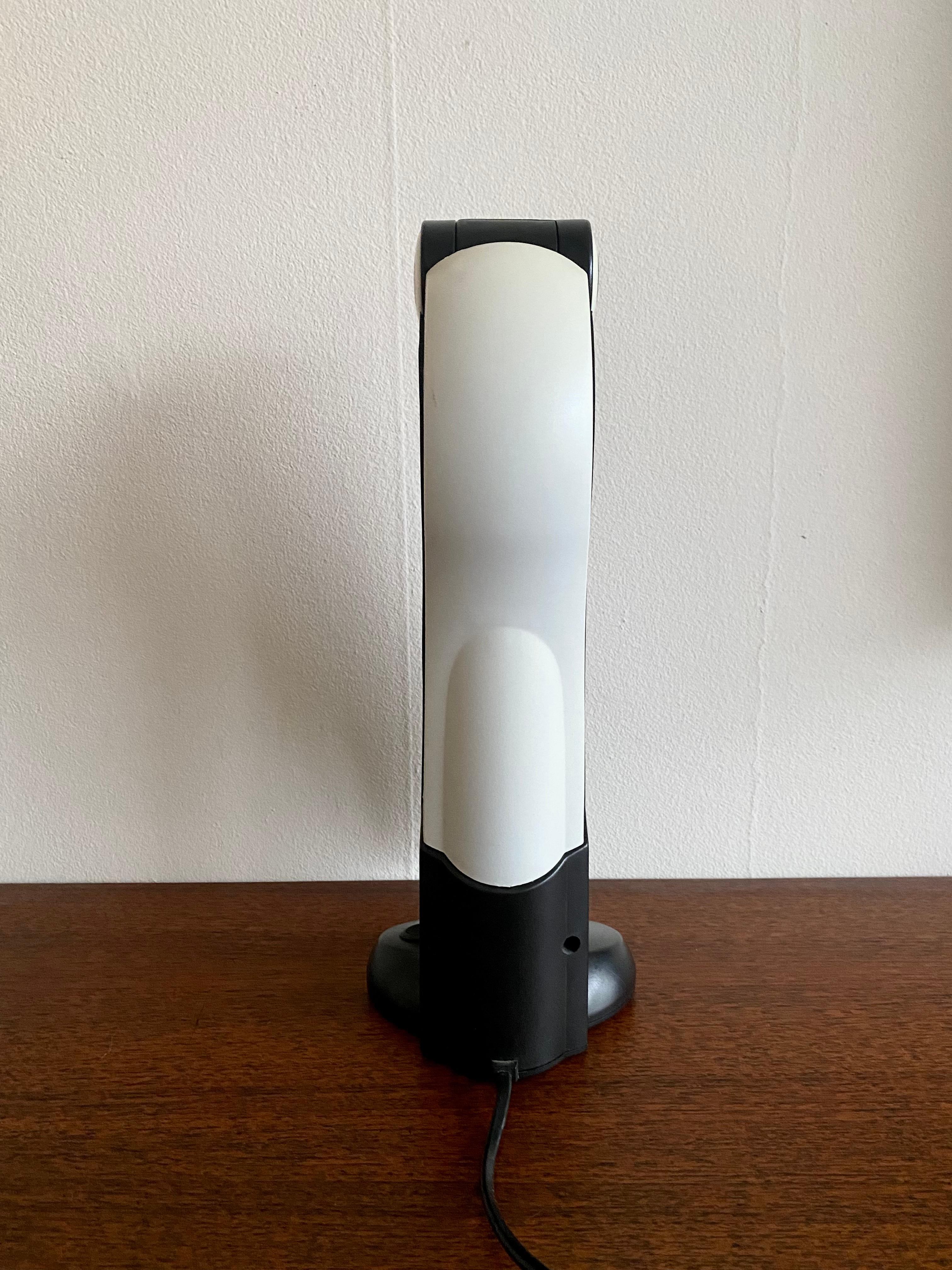 Lampe de table ou lampe de bureau toucan / pélican par H.T. Huang, ca. 1980 en vente 3