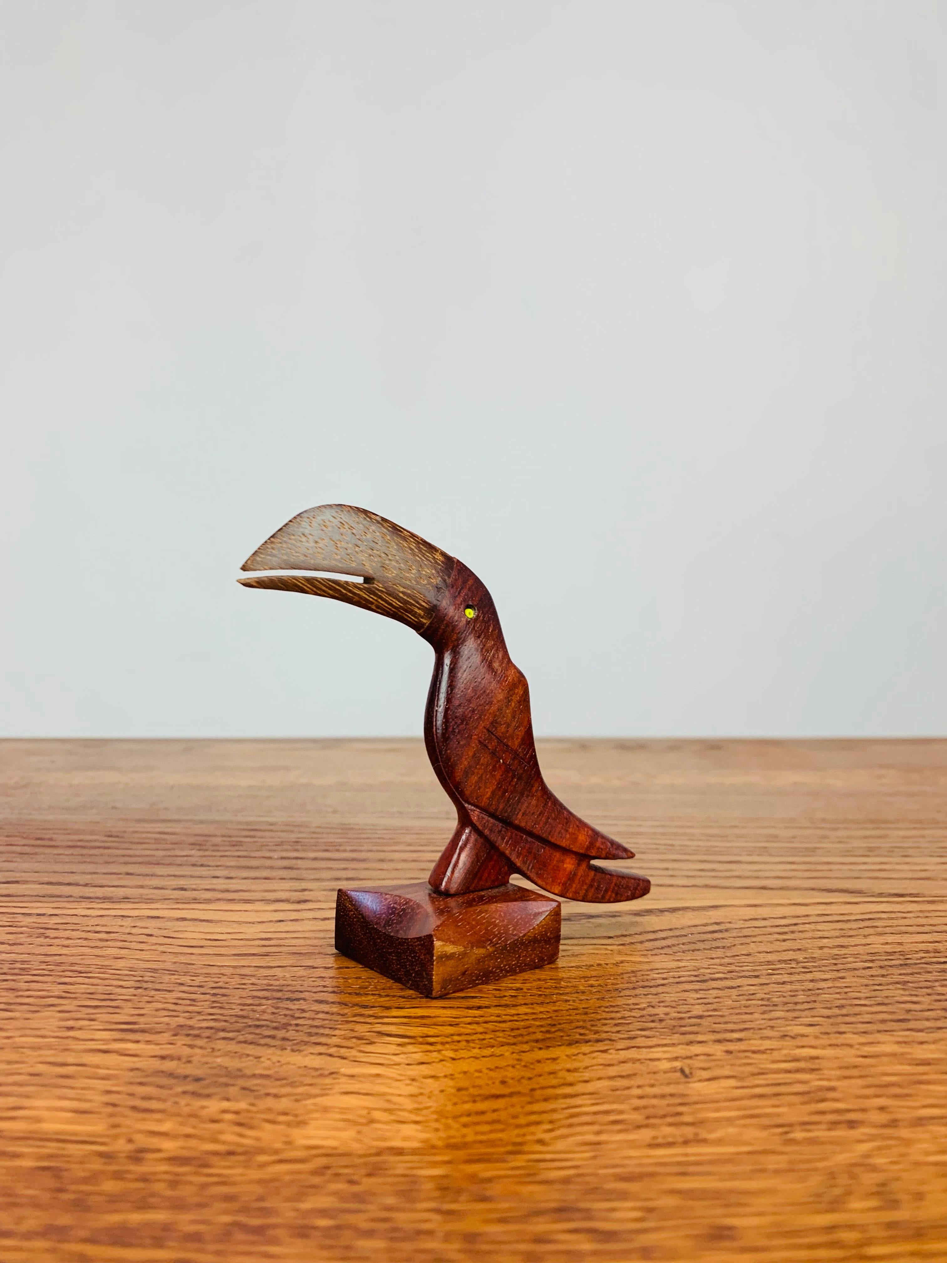 Small toucan sculpture made of exotic wood. Perfect condition. 
