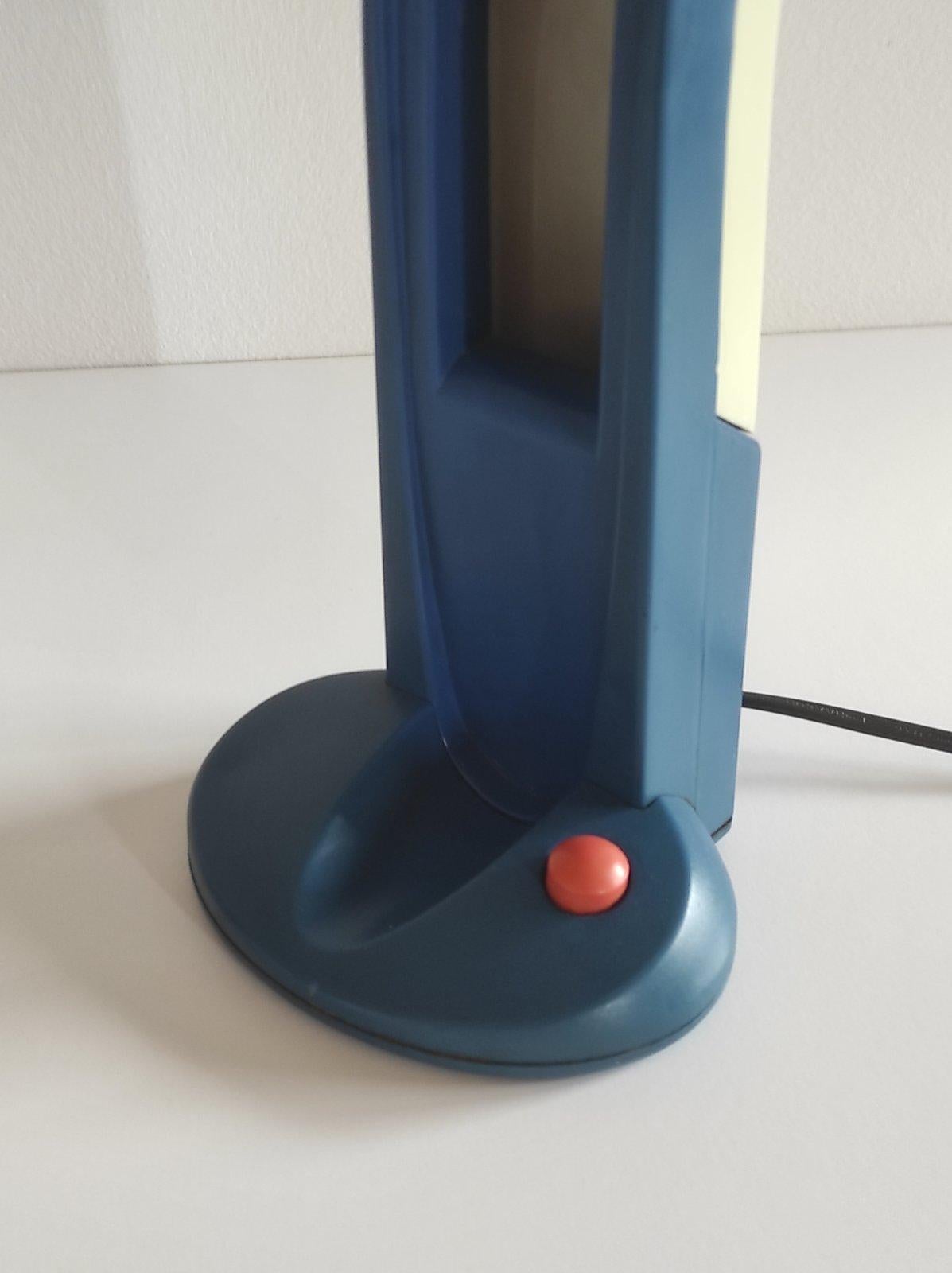 Toucan Table Lamp By H.T.Huang 1980s For Sale 5