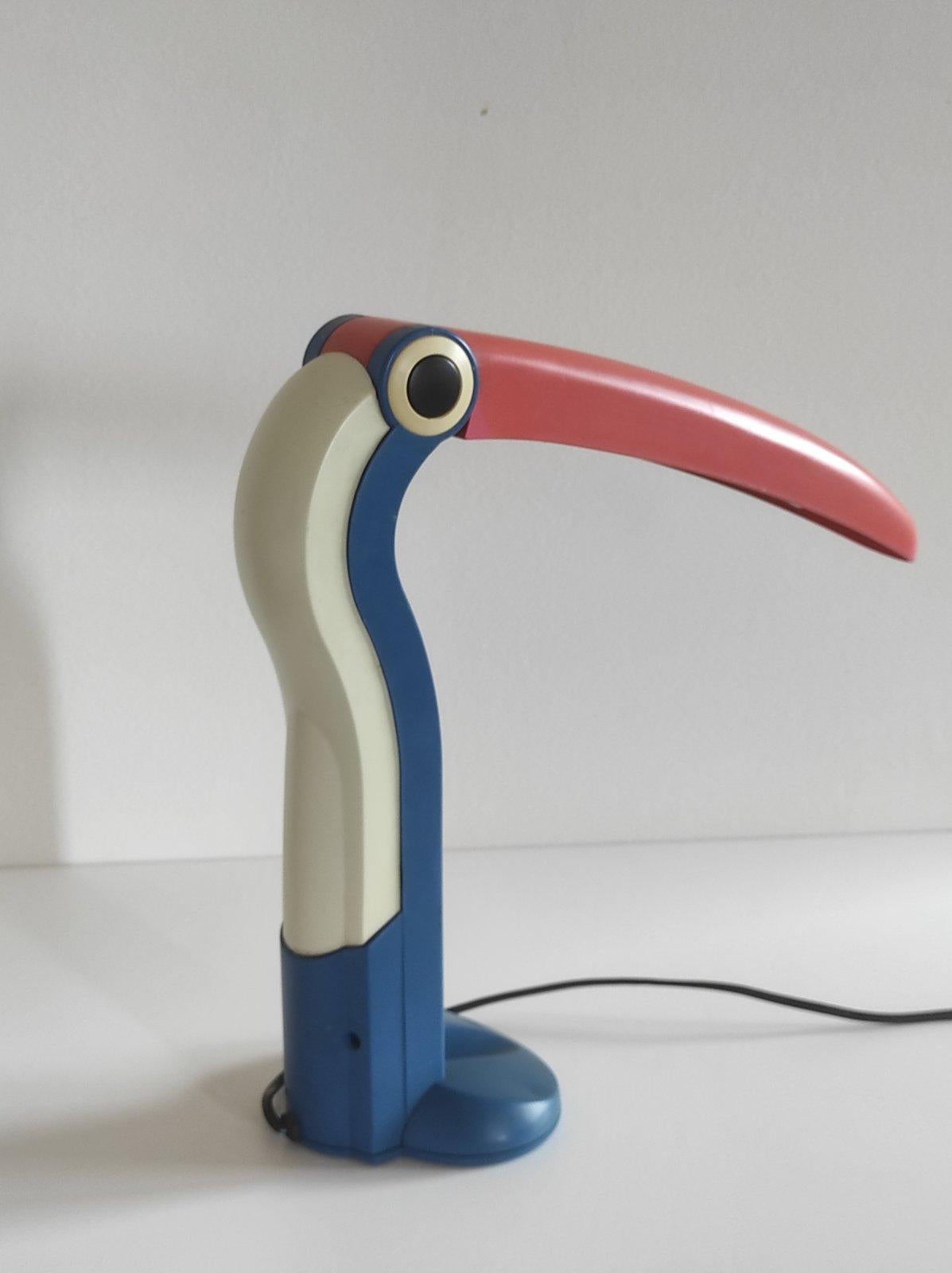 Mid-Century Modern Toucan Table Lamp By H.T.Huang 1980s For Sale