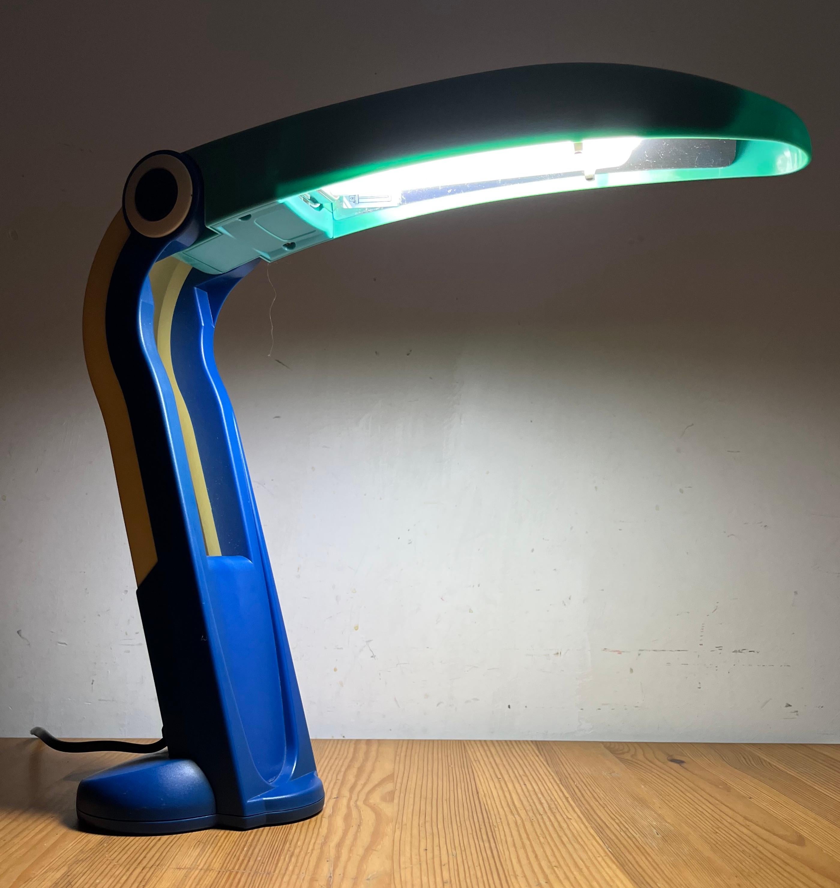 Toucan Taunts Lamp by H.T. Huang for Huanglite, 1980 7