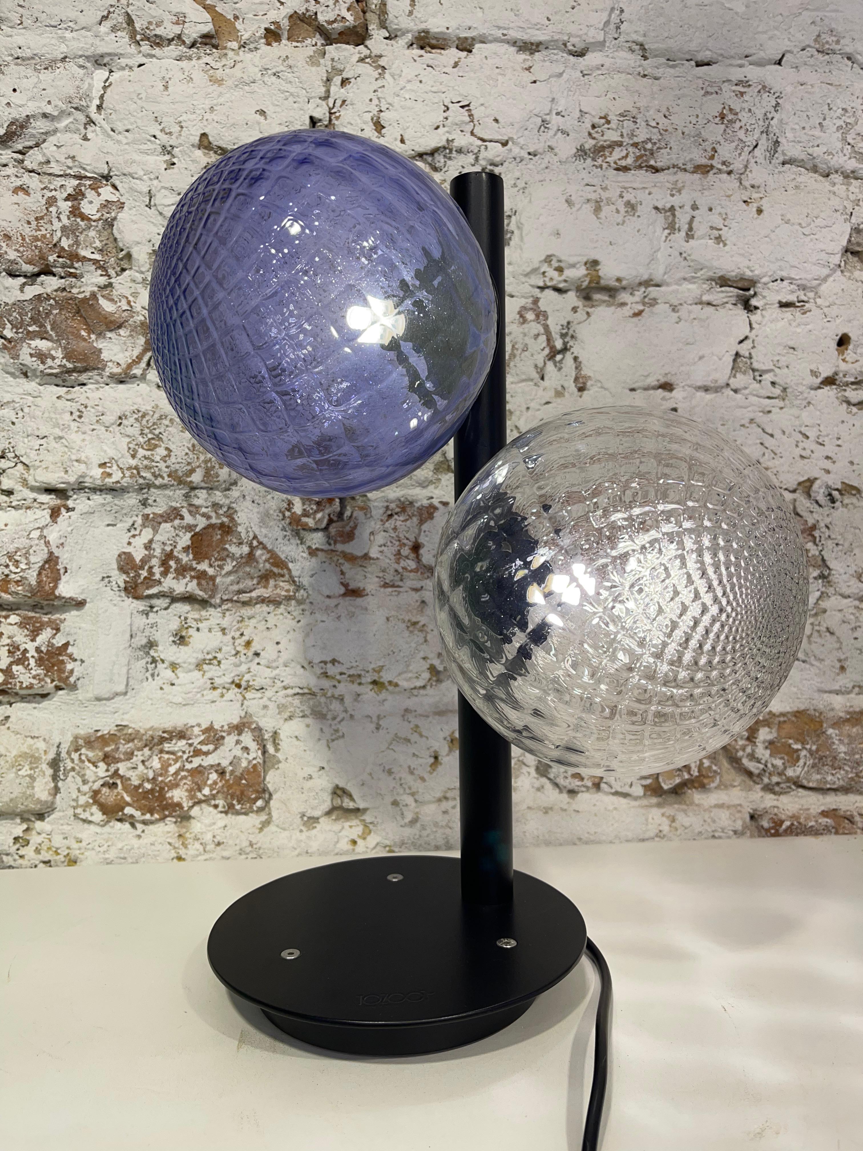 Modern Touch dimmable table lamp with colored Murano glass sphere For Sale