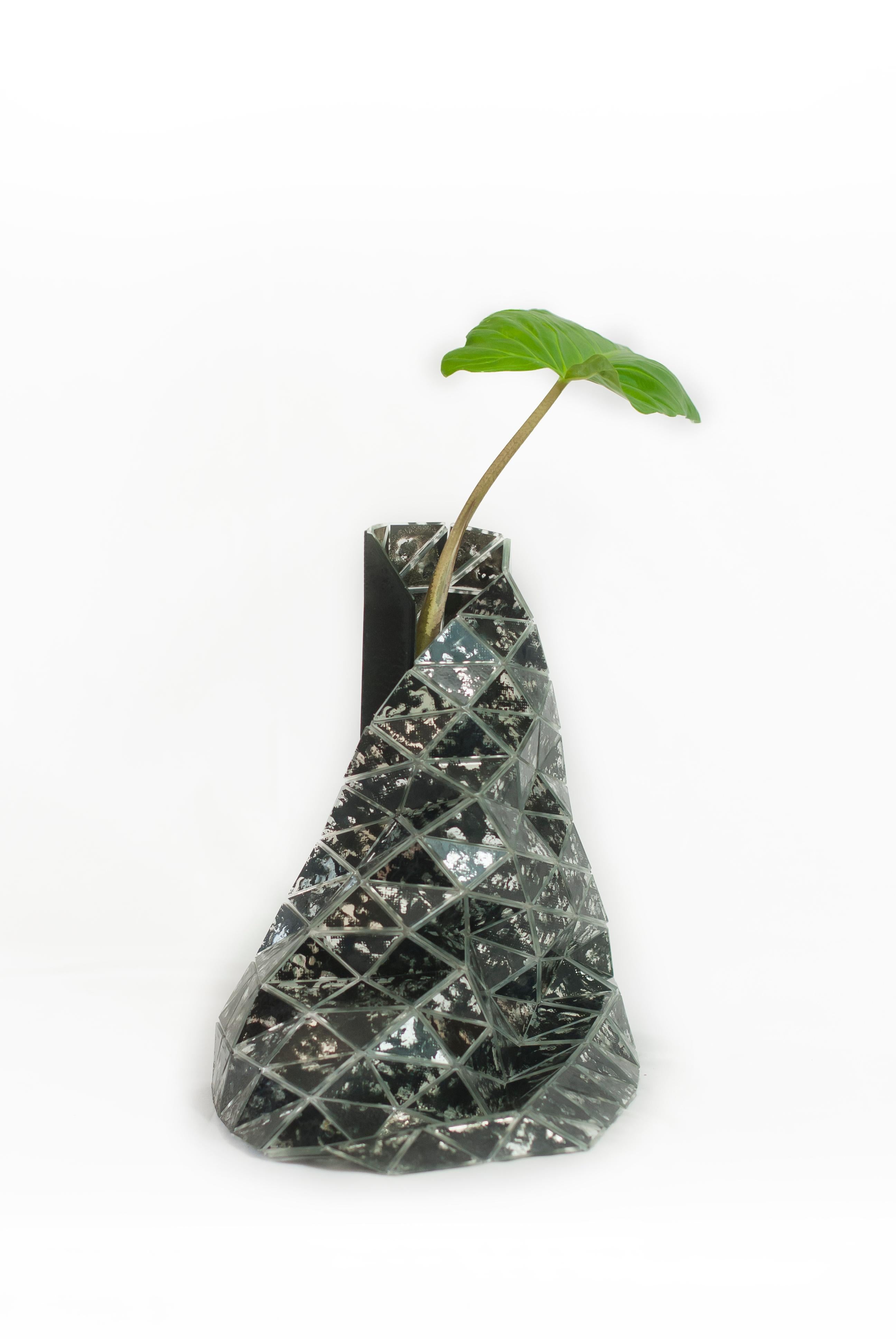 Touch-me 2.0, handgefertigte Vase aus Muranoglas von Matteo Silverio im Angebot 3